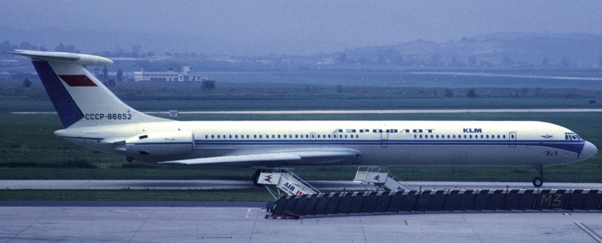 مرجع متخصصين ايران Ilyushin IL-62 KLM