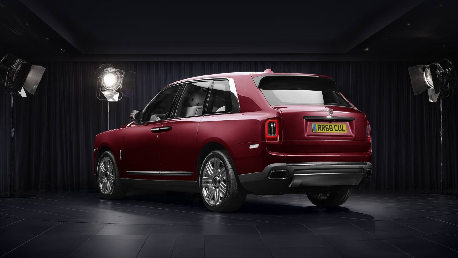 Rolls Royce Cullinan / رولز رویس کالینان
