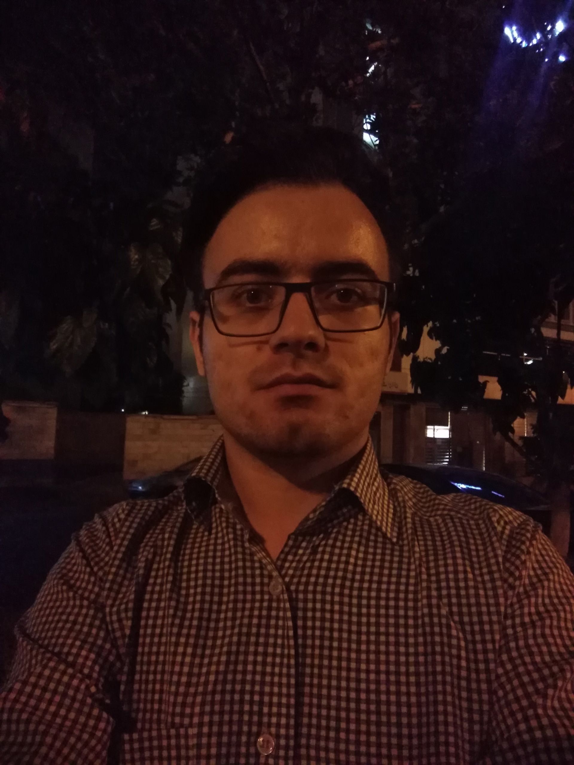 تصویر سلفی با هواوی Y7 Prime 2018 بدون فلش