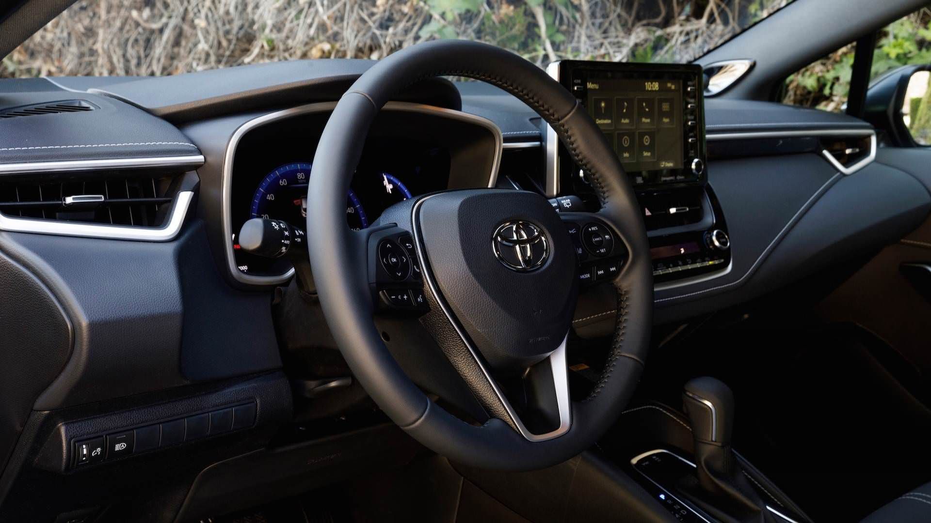 Toyota Corolla Hatchback / تویوتا کورولا هاچبک