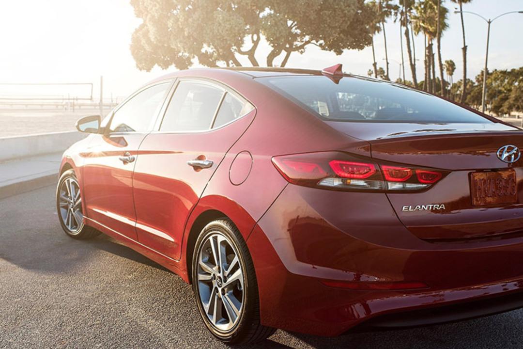 Hyundai Elantra / هیوندای النترا