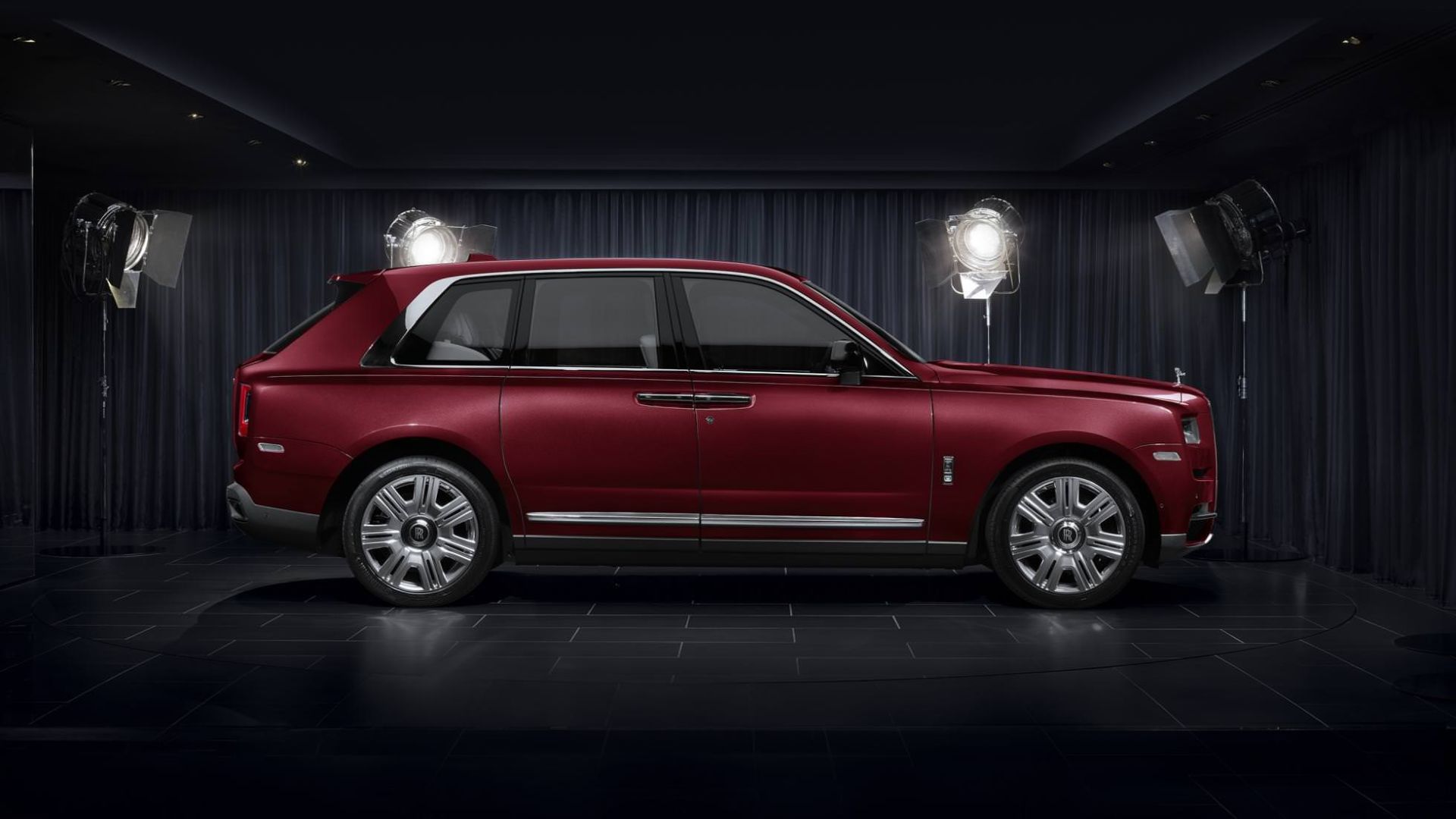 Rolls Royce Cullinan / رولز رویس کالینان