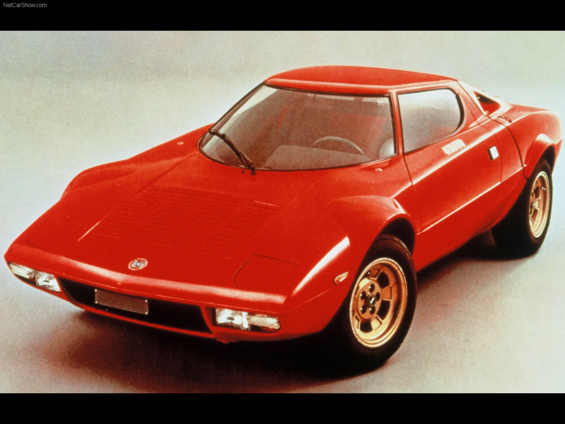 Lancia Stratos / لانچیا استراتوس