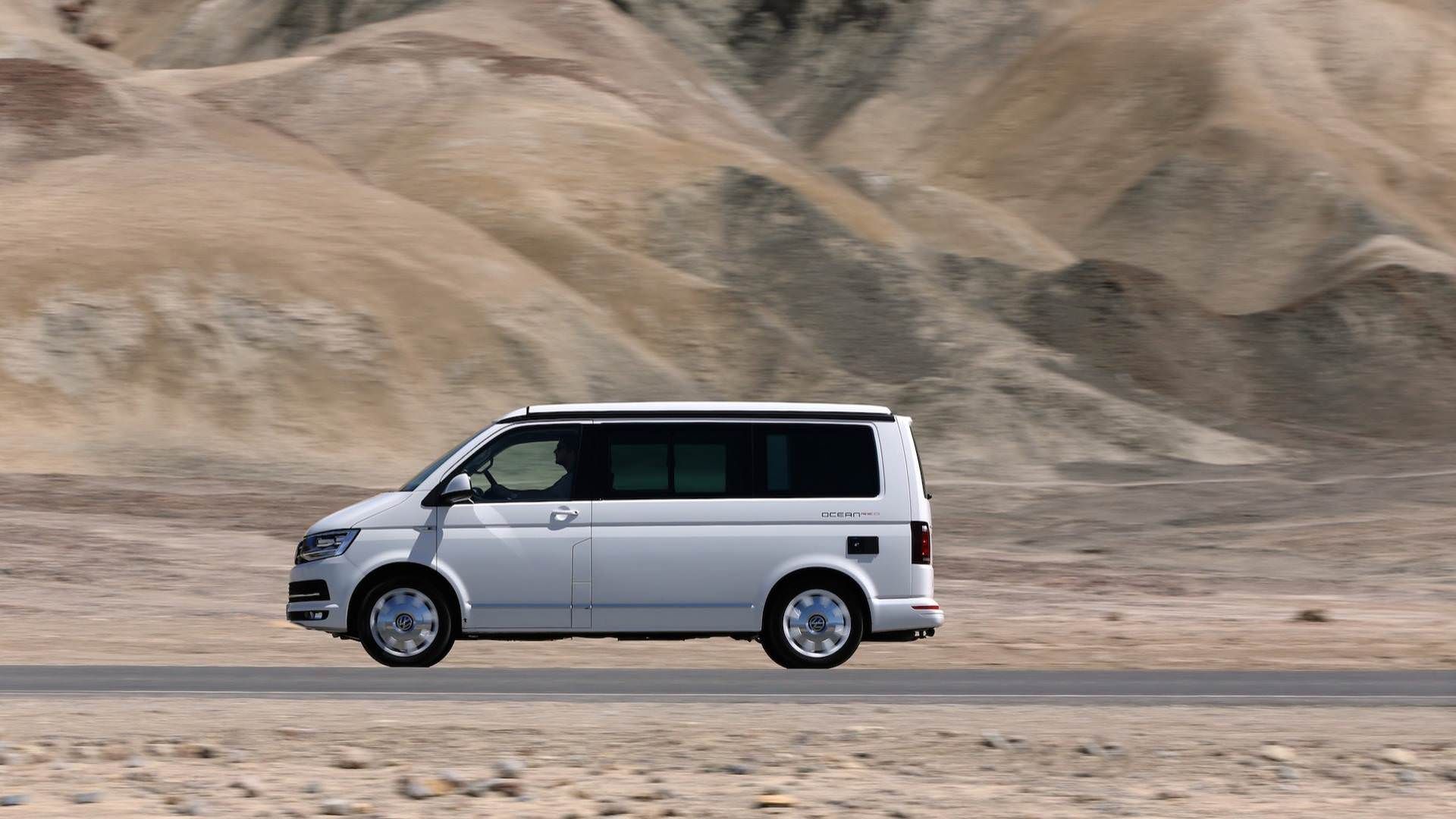 Volkswagen T6 California van / ون تفریحی فولکس‌واگن T6 کالیفرنیا