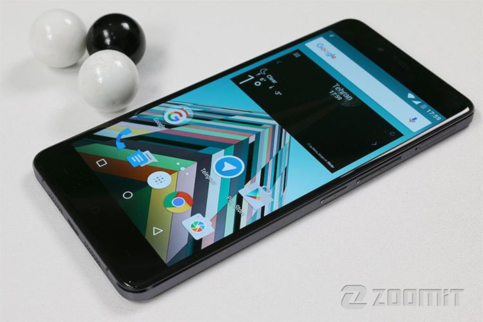 وان پلاس ایکس /OnePlus X