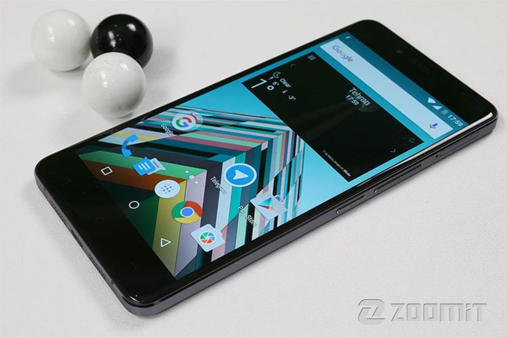 وان پلاس ایکس /OnePlus X