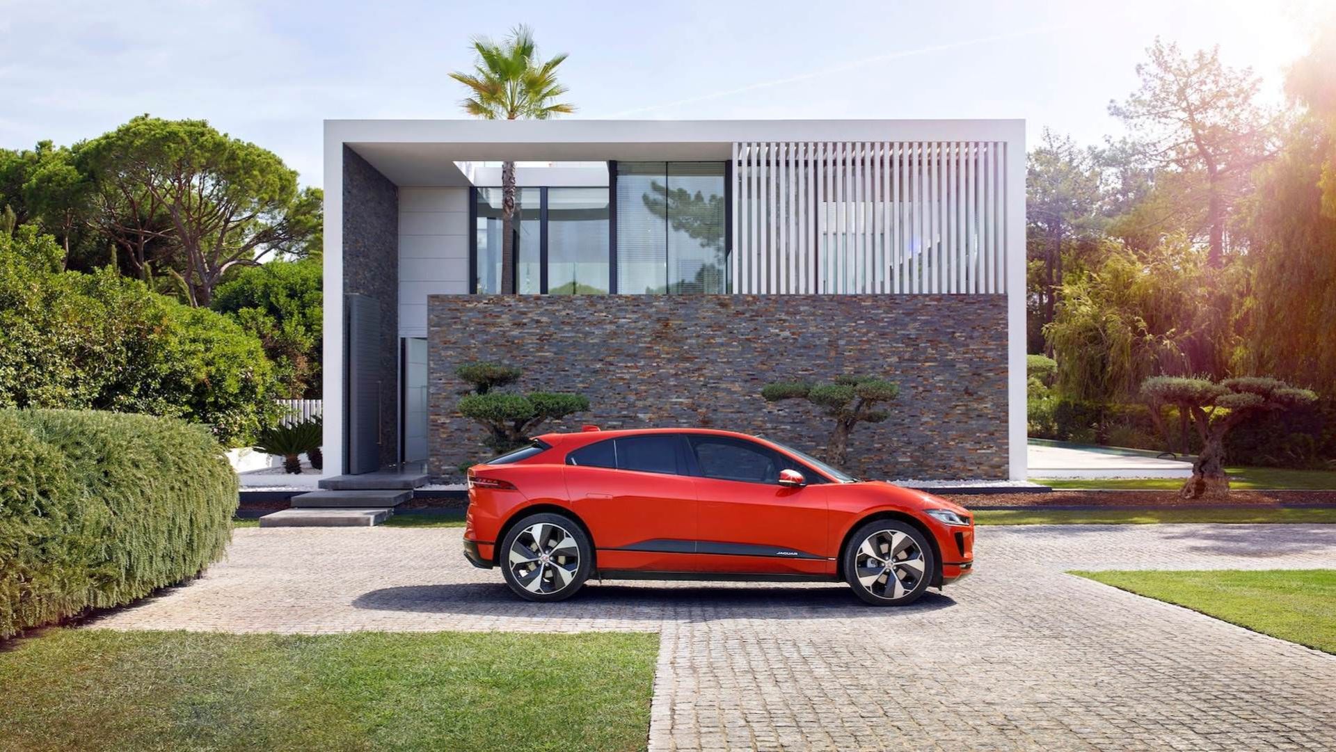 2019 Jaguar I-Pace / شاسی‌بلند جگوار I-Pace مدل 2019