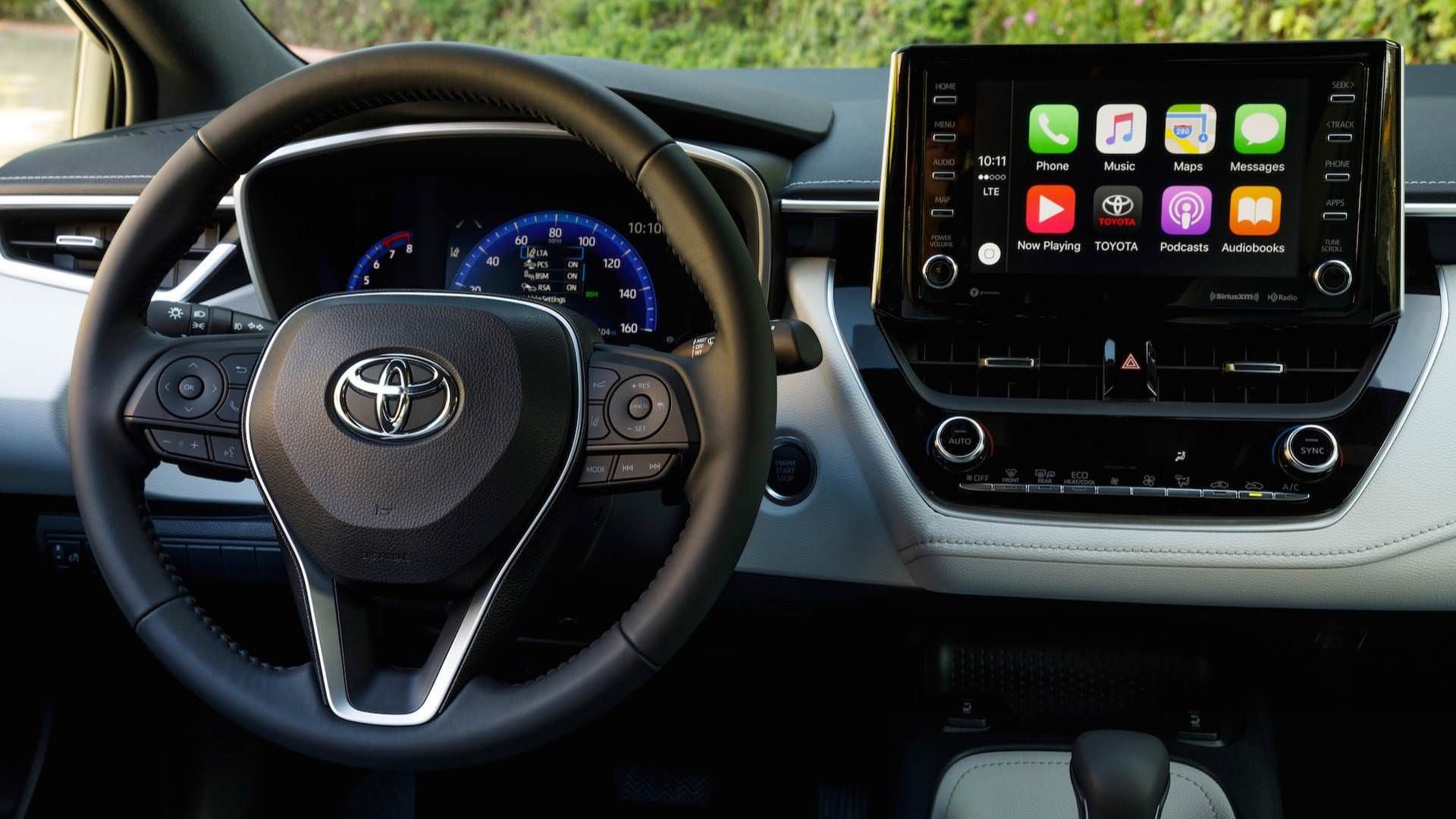 Toyota Corolla Hatchback / تویوتا کورولا هاچبک