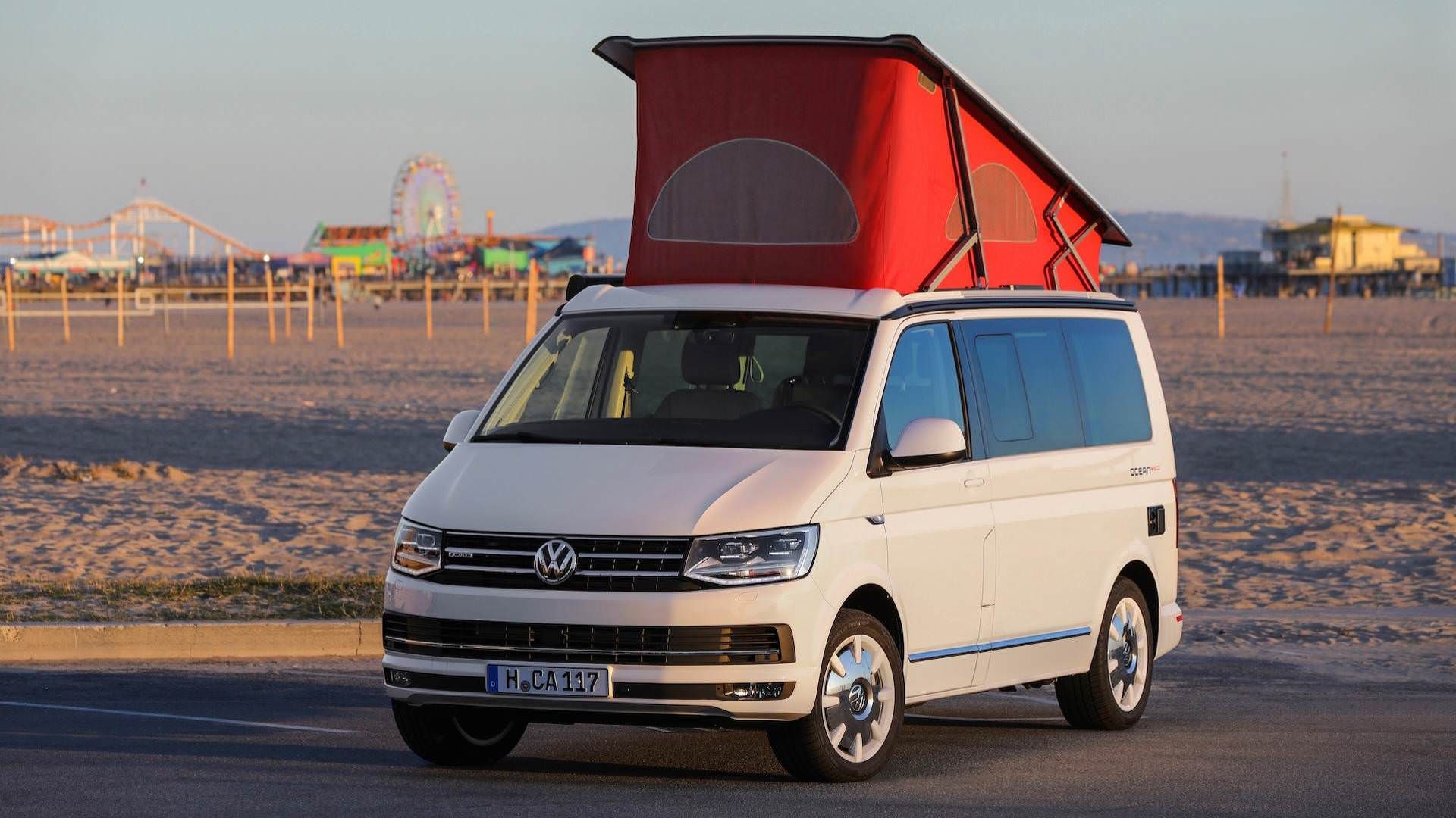 Volkswagen T6 California van / ون تفریحی فولکس‌واگن T6 کالیفرنیا