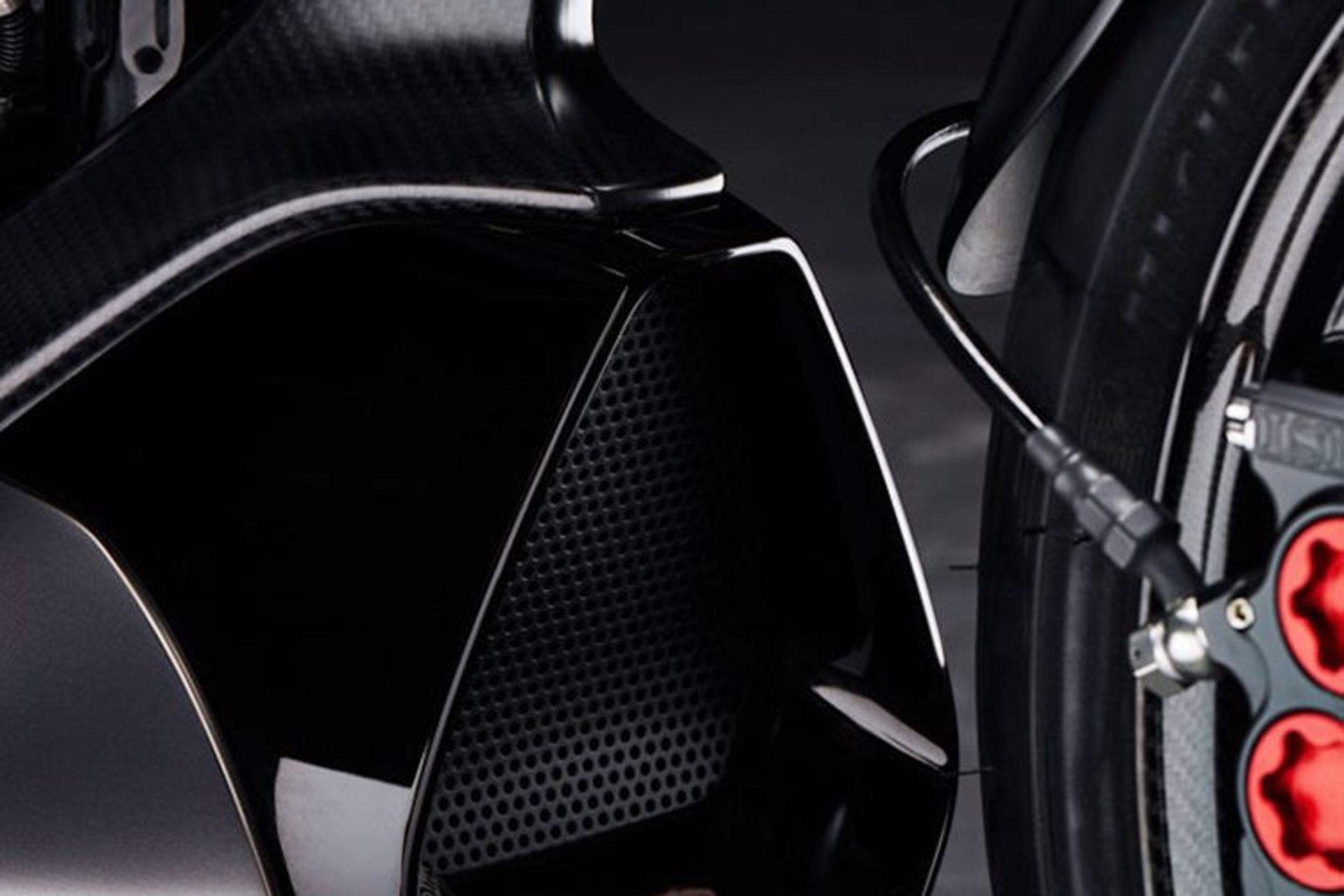 Arch Motorcycle Method 143 / موتورسیکلت آرچ متد 143