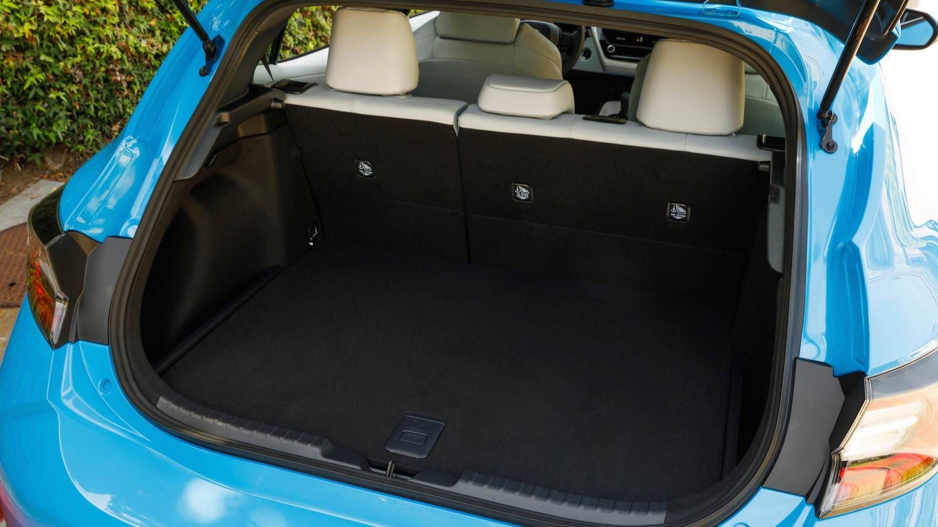 Toyota Corolla Hatchback / تویوتا کورولا هاچبک