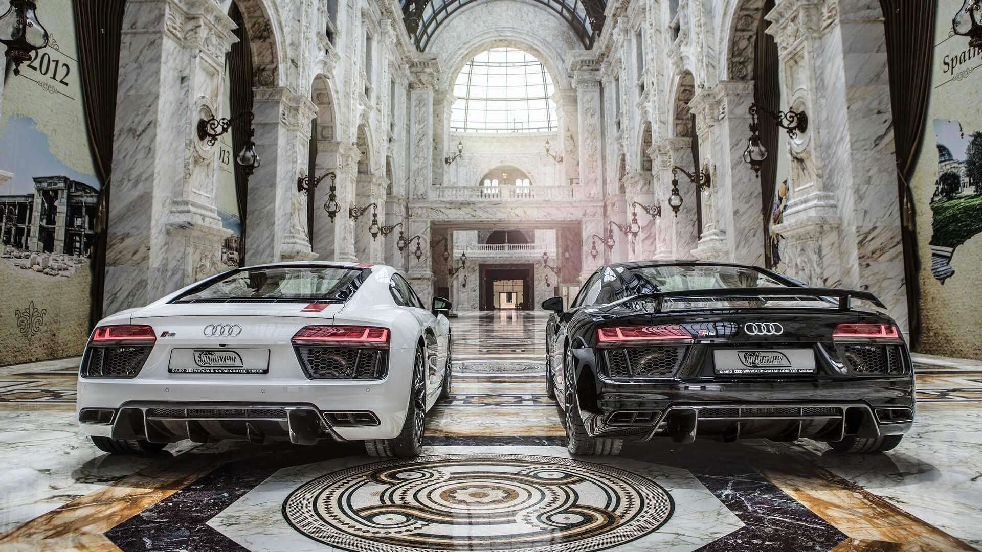 Audi R8 V10 Plus Vs Audi R8 V10 RWS / آئودی R8