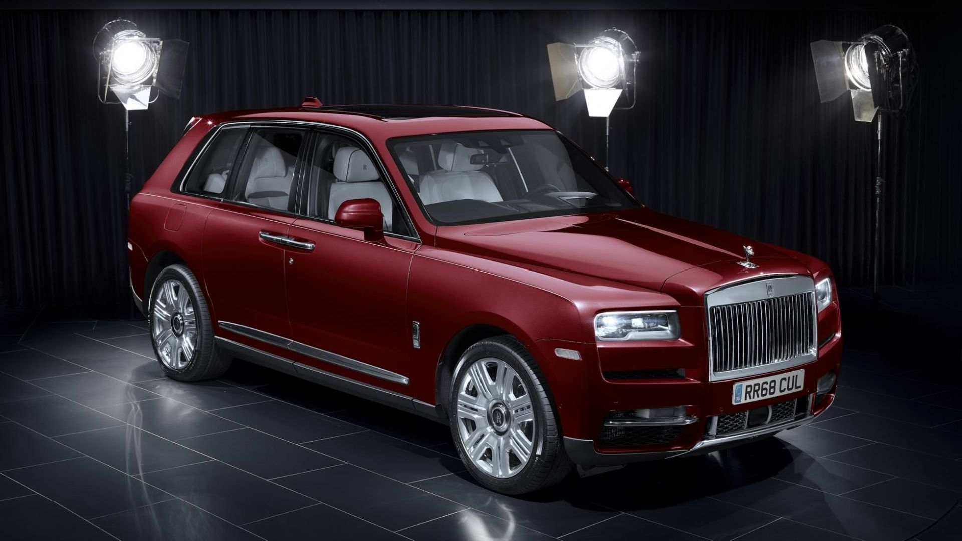 Rolls Royce Cullinan / رولز رویس کالینان