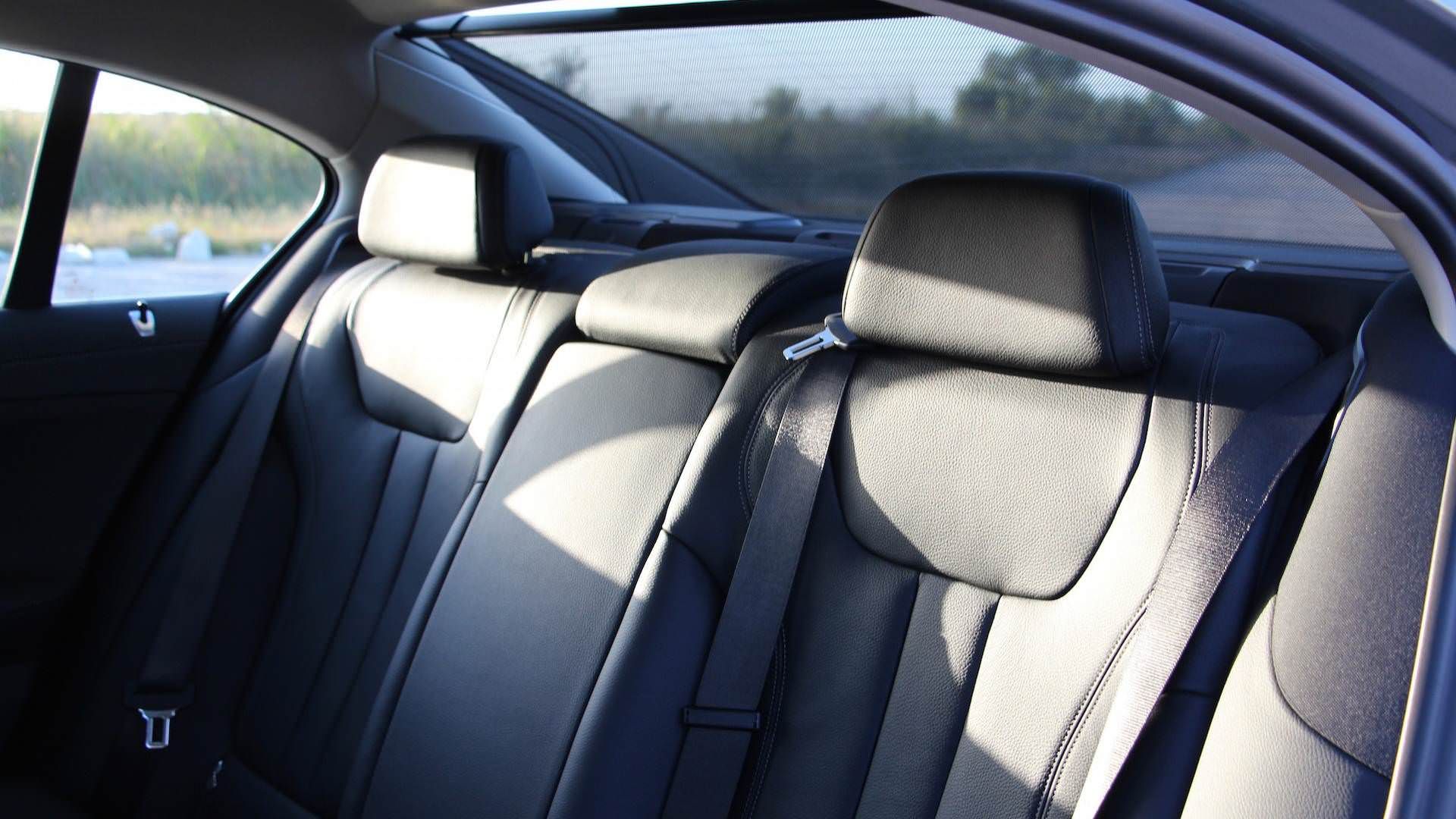 BMW 7 Series / بی ام و سری 7