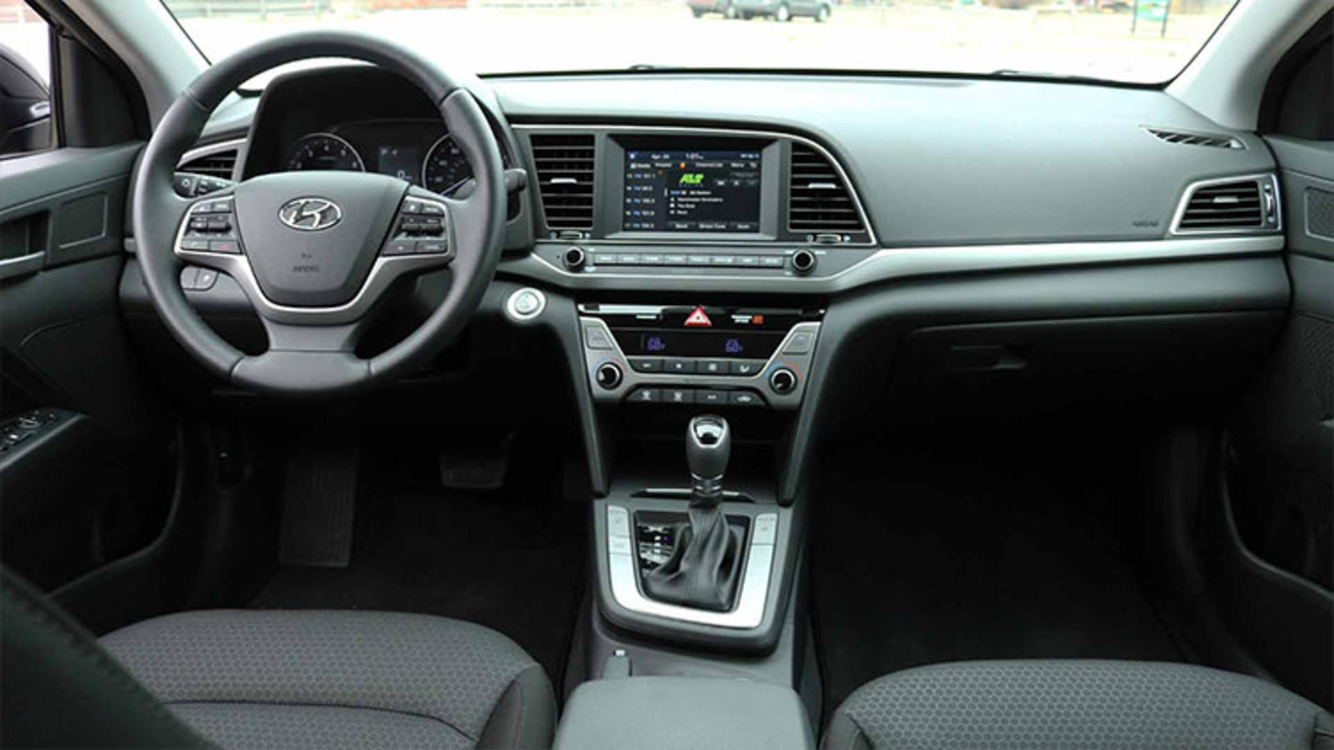 Hyundai Elantra / هیوندای النترا