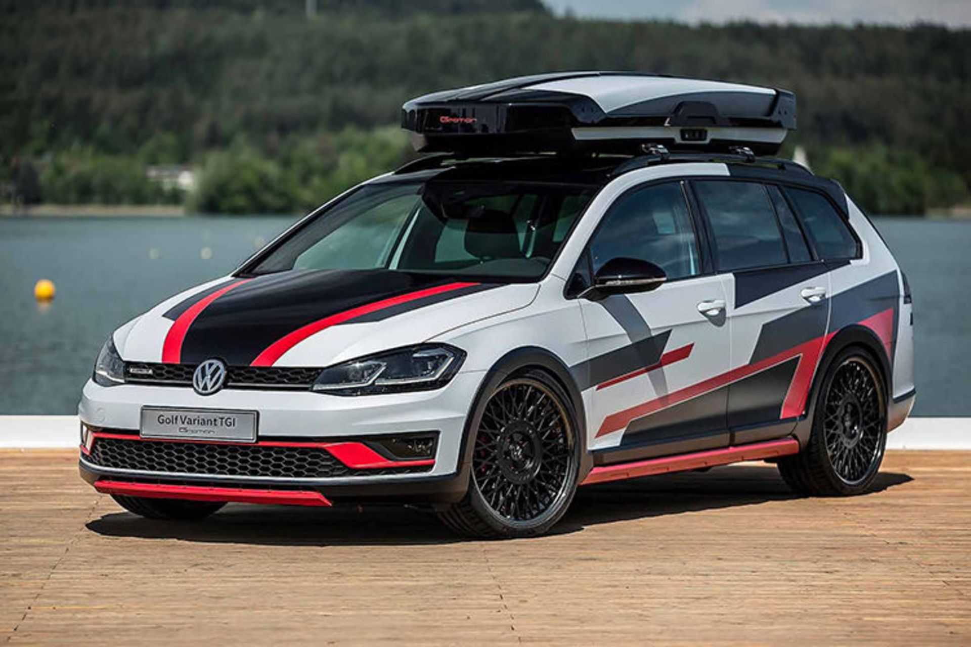 Volkswagen Golf GTI / فولکس‌واگن گلف GTI
