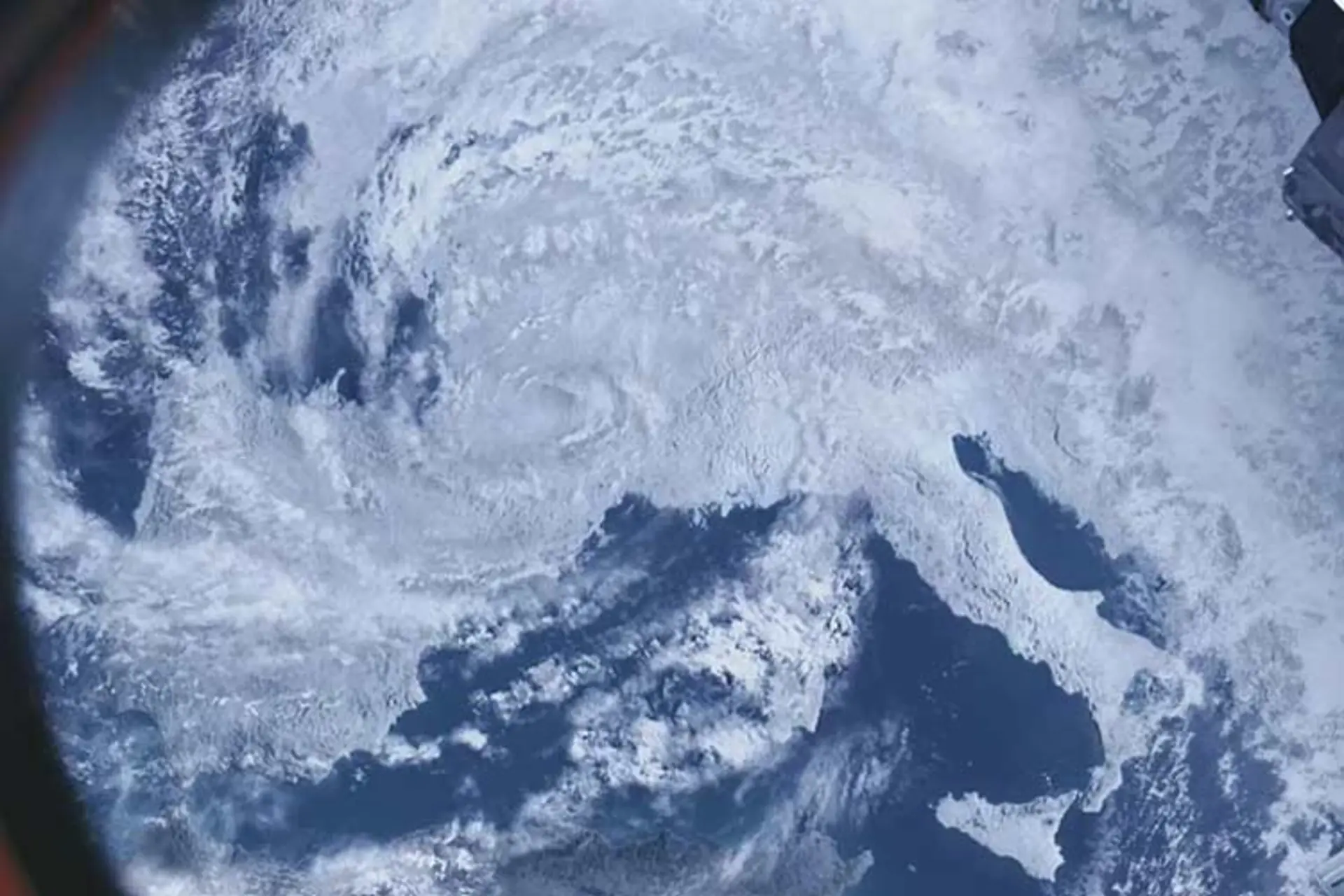 آیا کره زمین زمانی به شکل یک گوی برفی عظیم بوده است؟