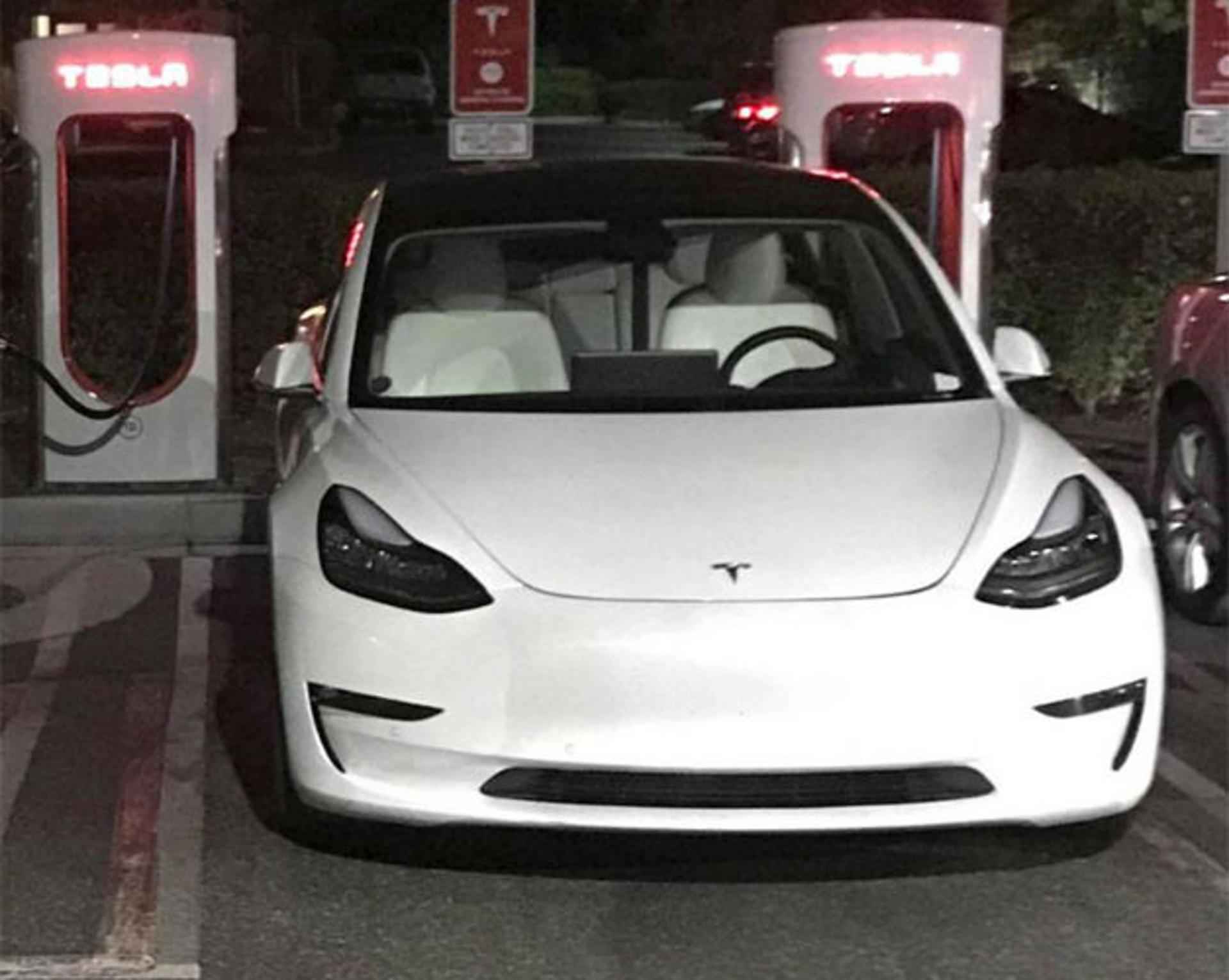 Tesla Model 3 / تسلا مدل 3