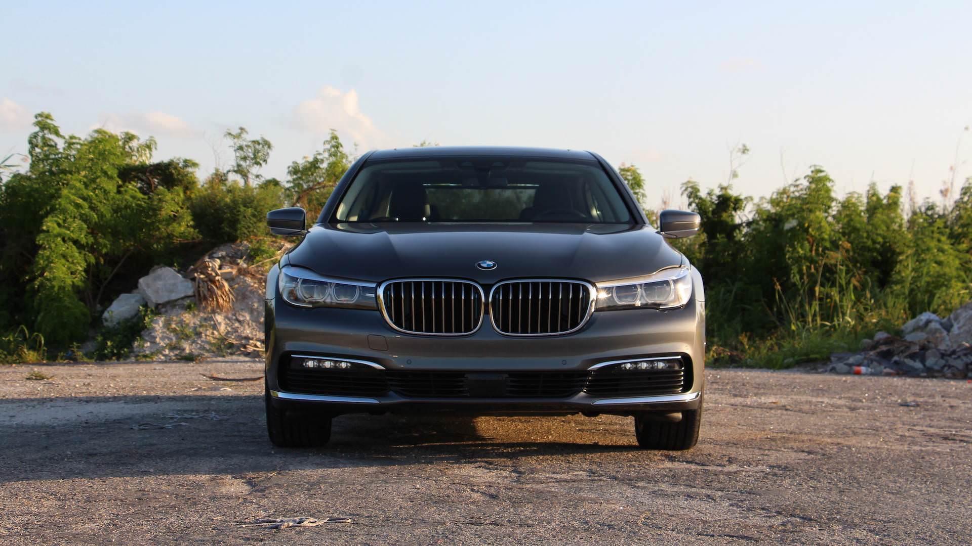 BMW 7 Series / بی ام و سری 7