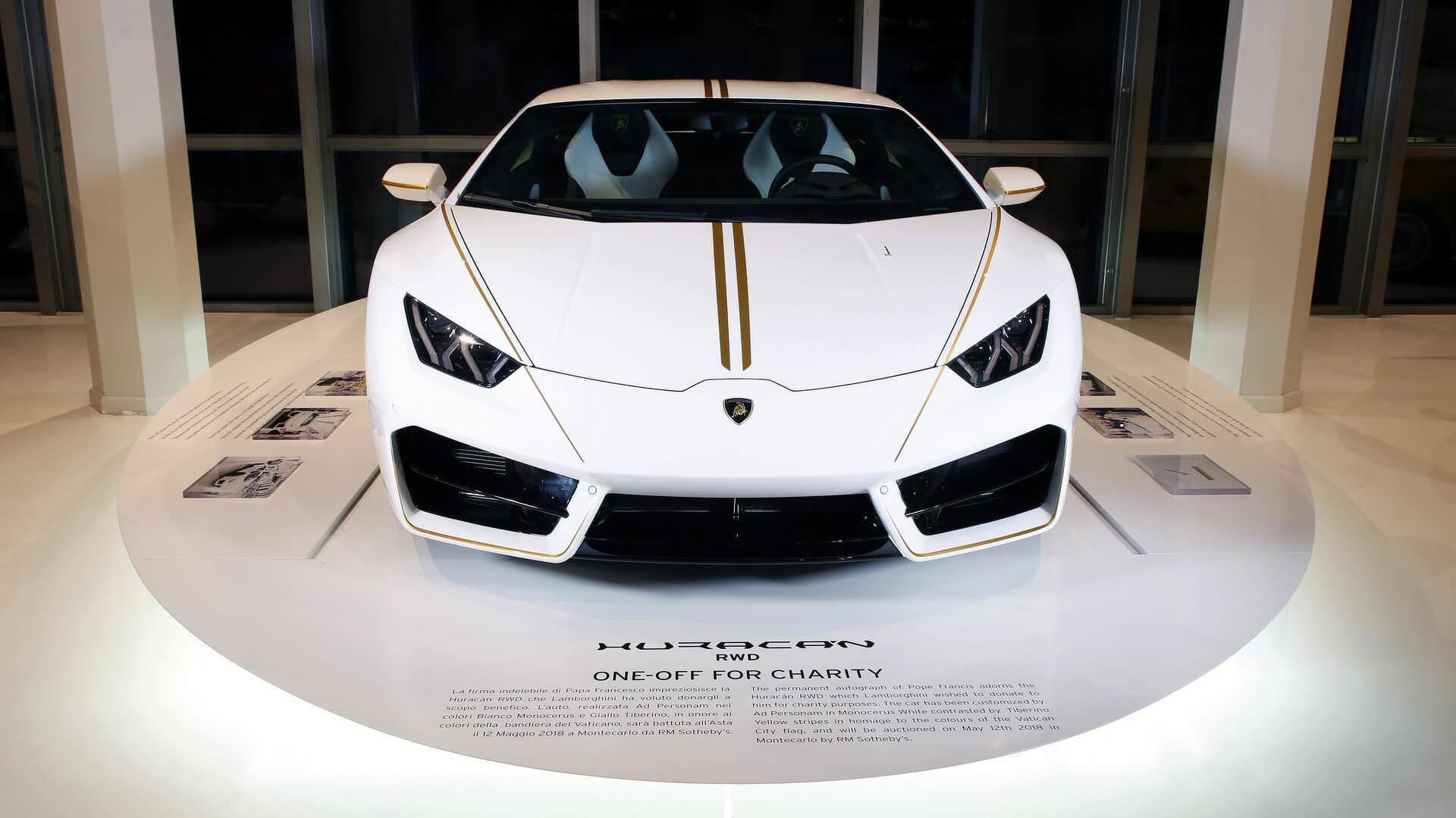 2018 Lamborghini Huracan / خودروی سوپراسپرت لامبورگینی هوراکان مدل 2018