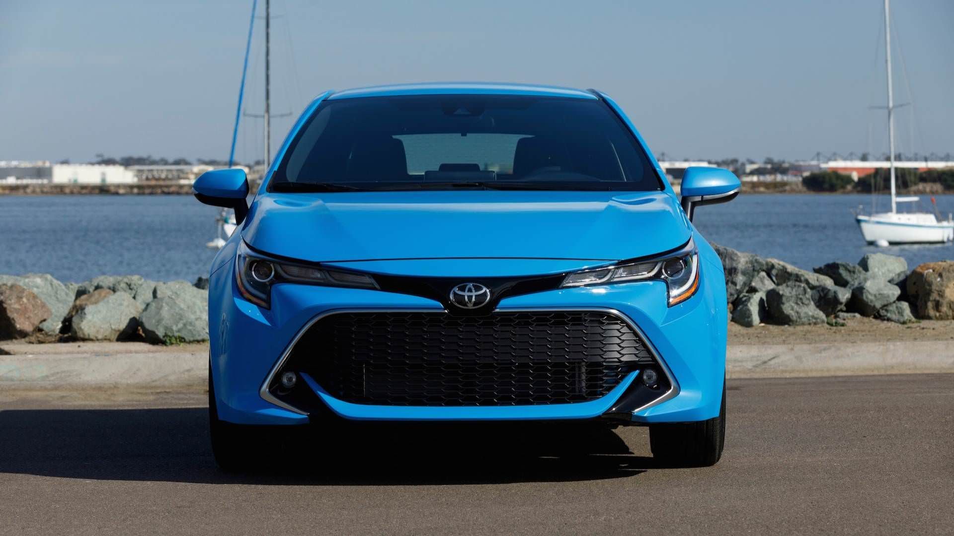 Toyota Corolla Hatchback / تویوتا کورولا هاچبک