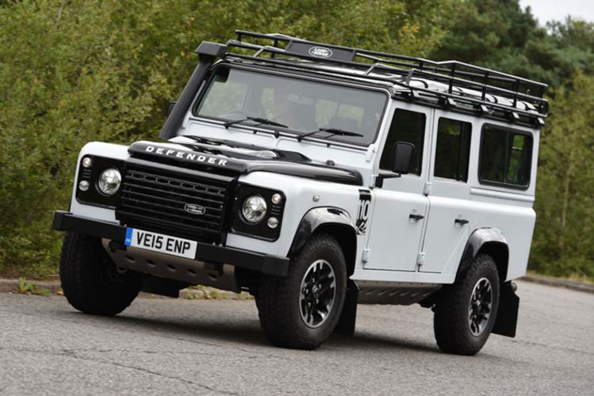 لندرور دیفندر 110 / Land Rover Defender