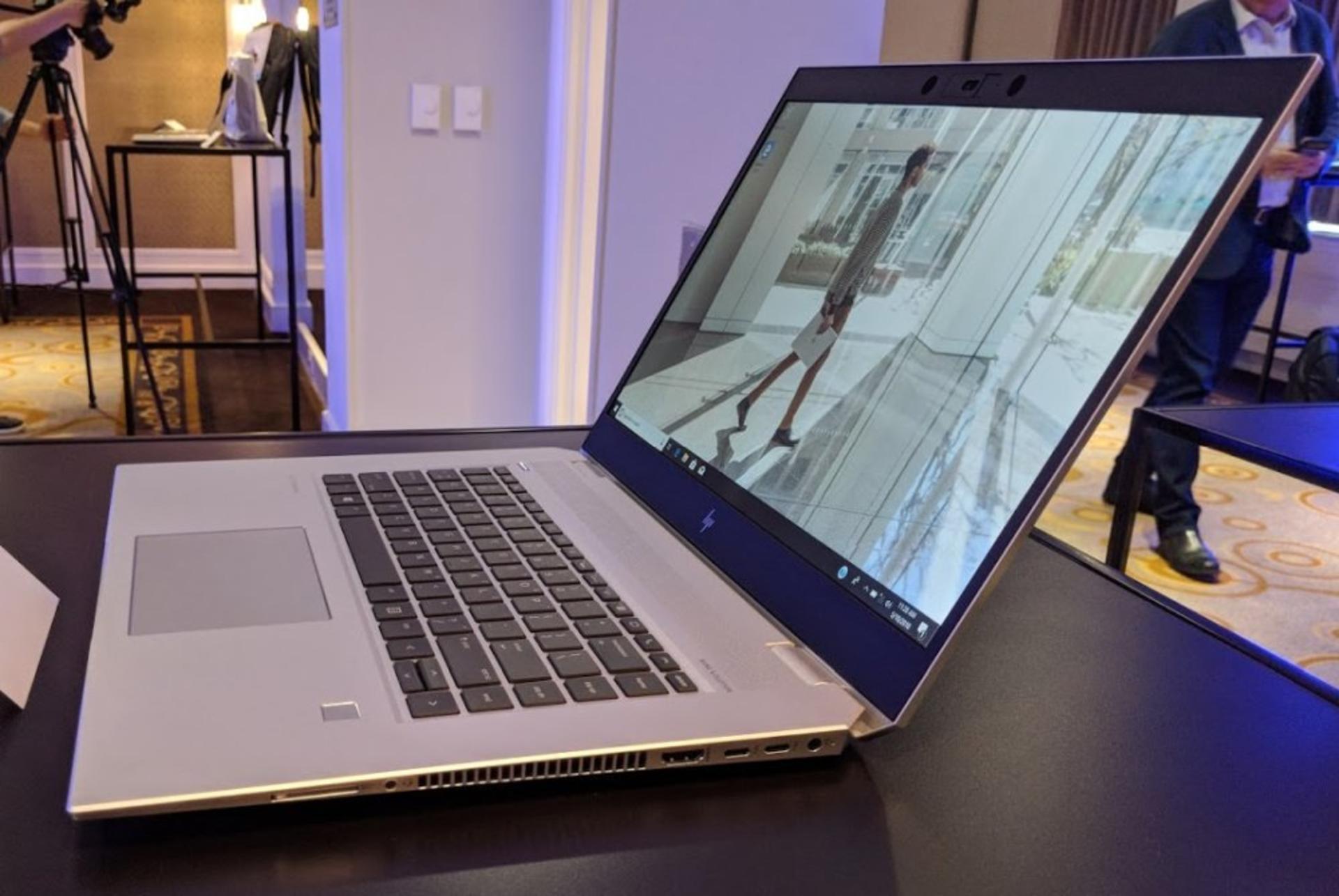HP Elite 1050