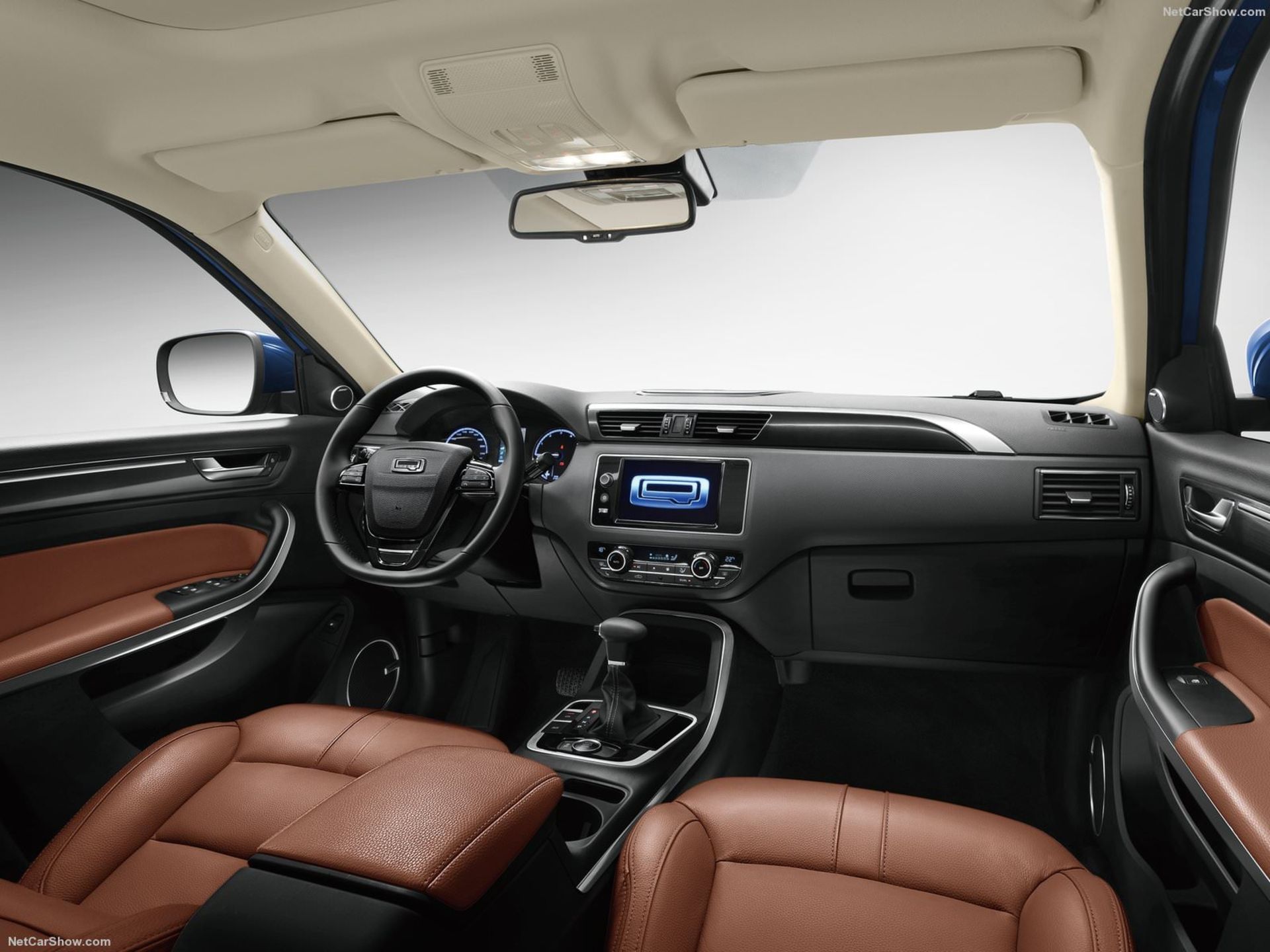 Qoros 5 / کوروس