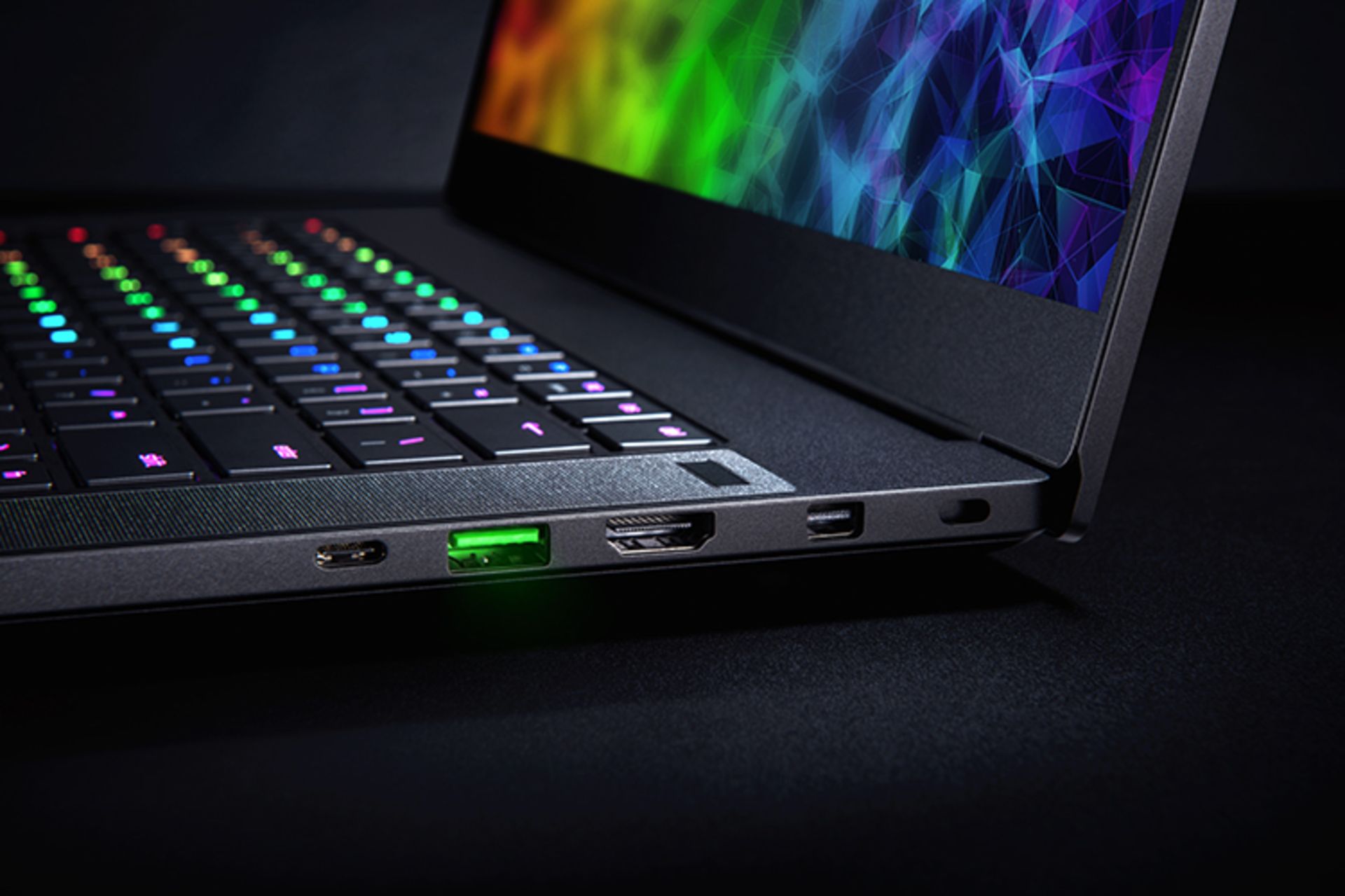 ریزر بلید 15.6 / Razer Blade 15.6