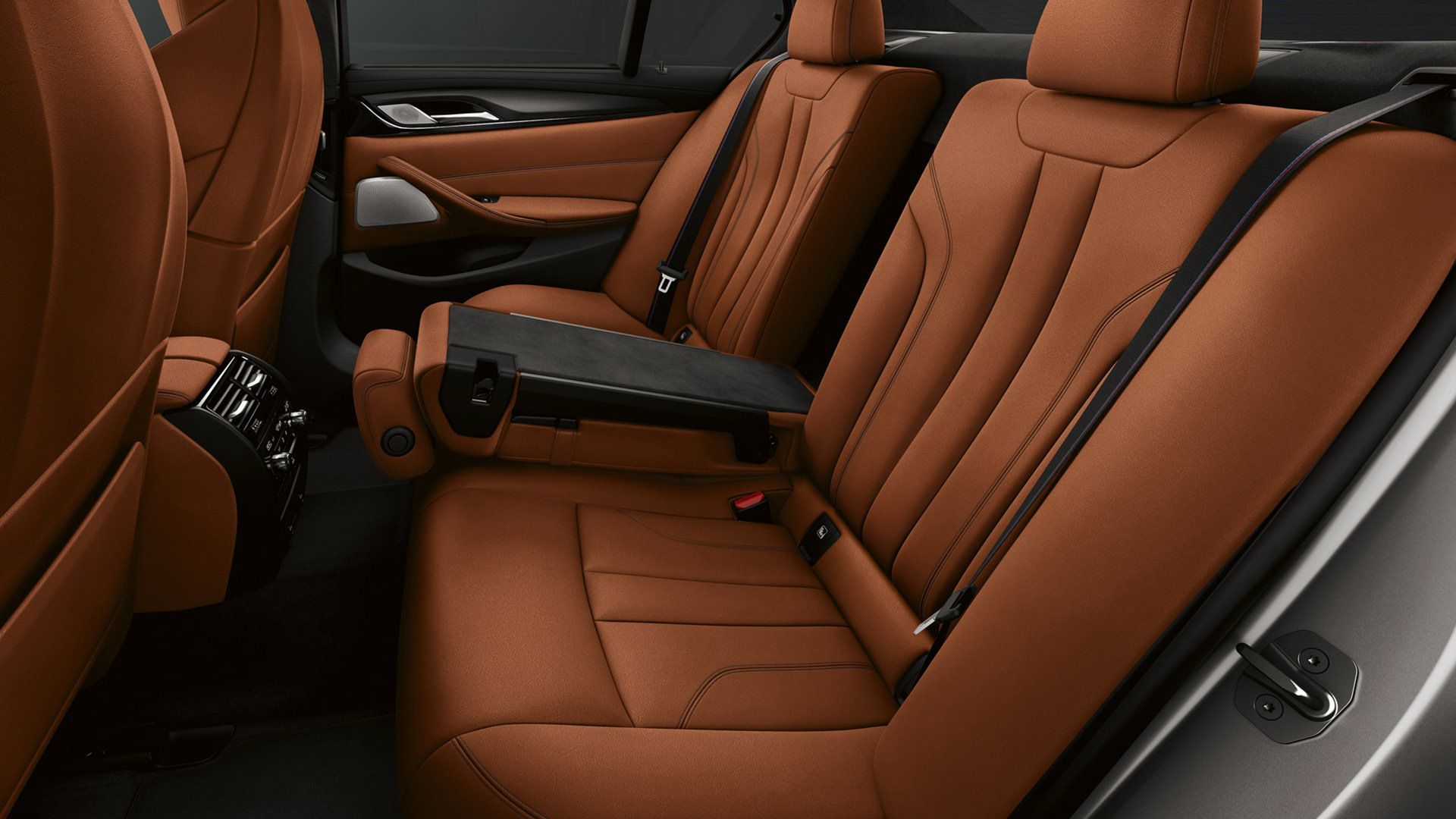 2019 BMW M5 Competition / سدان بی‌ام‌و M5 کامپتیشن