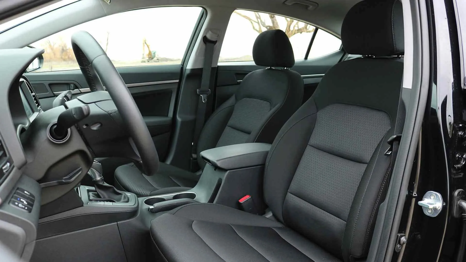 Hyundai Elantra / هیوندای النترا