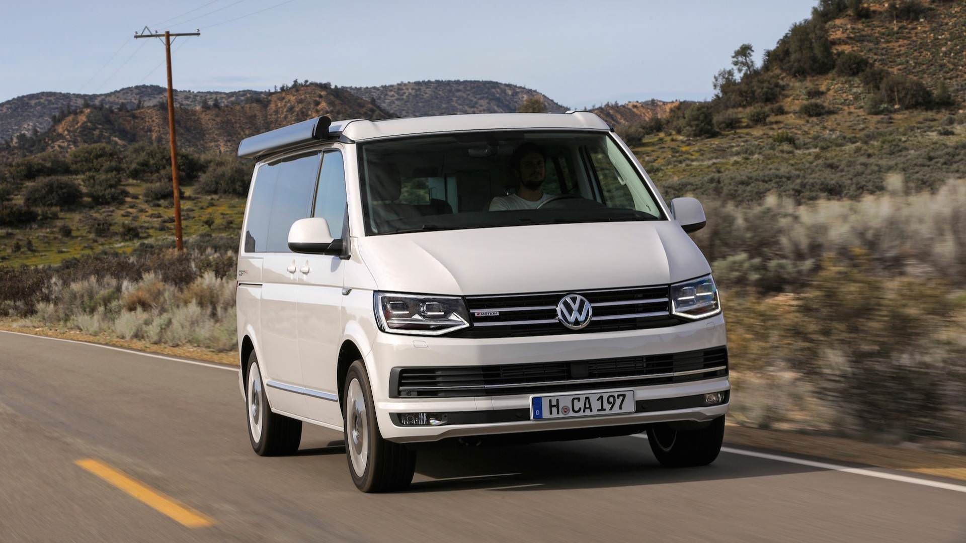 Volkswagen T6 California van / ون تفریحی فولکس‌واگن T6 کالیفرنیا