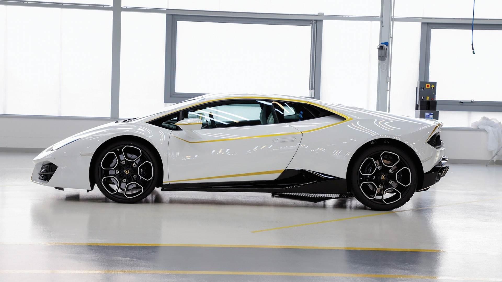 2018 Lamborghini Huracan / خودروی سوپراسپرت لامبورگینی هوراکان مدل 2018
