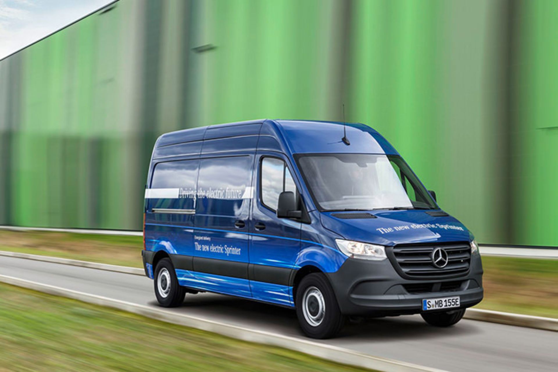 Mercedes Benz eSprinter / مرسدس بنز اسپرینتر
