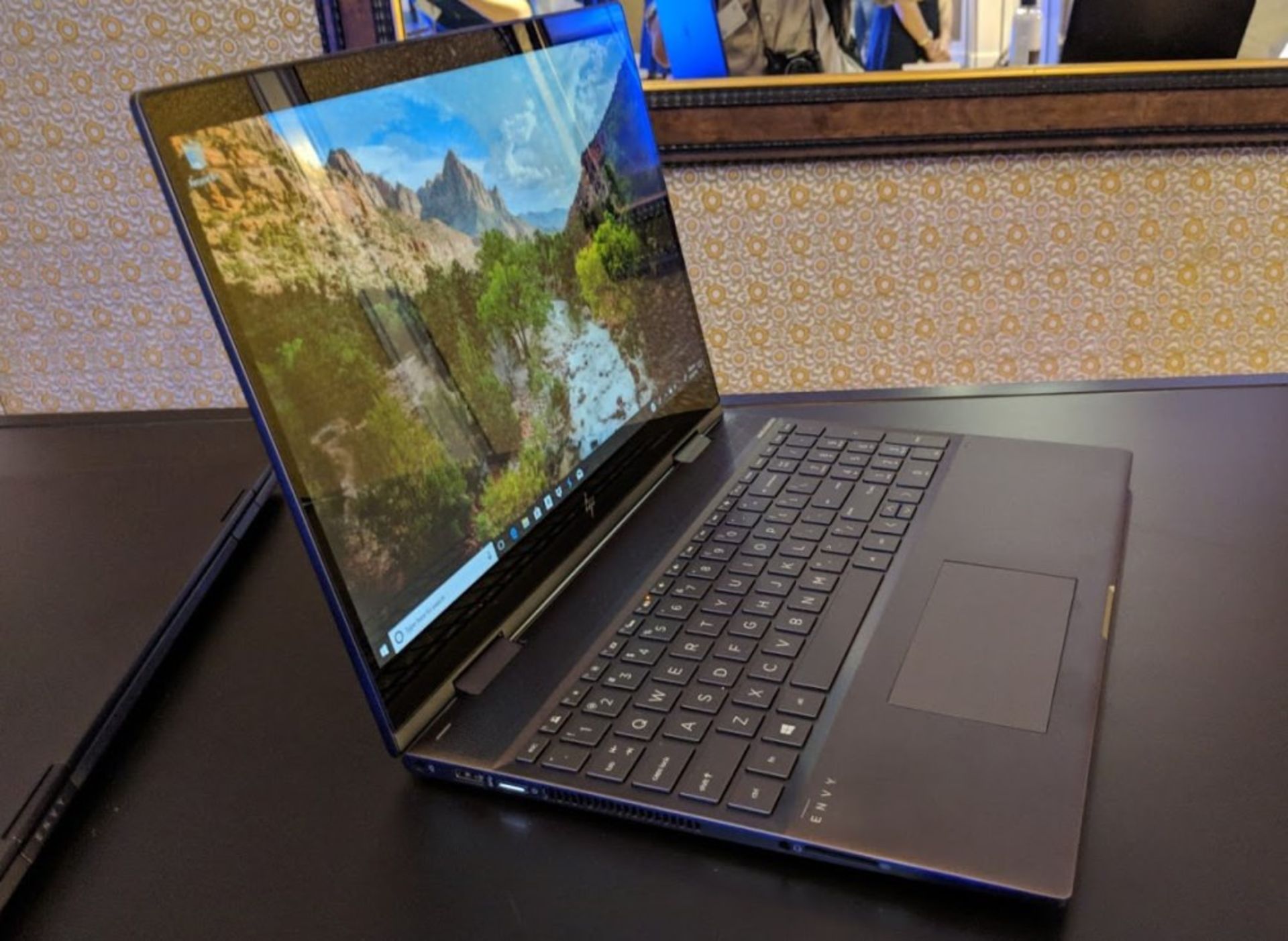 HP Envy X360 15