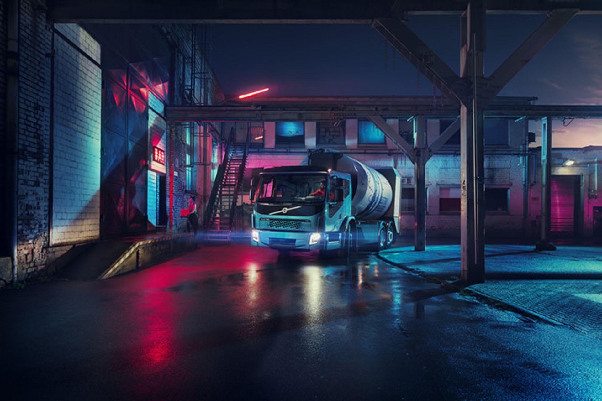 Volvo Electric Truck / کامیون برقی ولوو