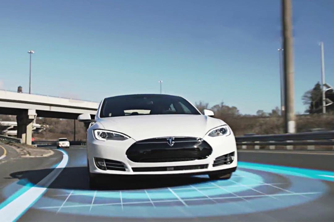تسلا / Tesla