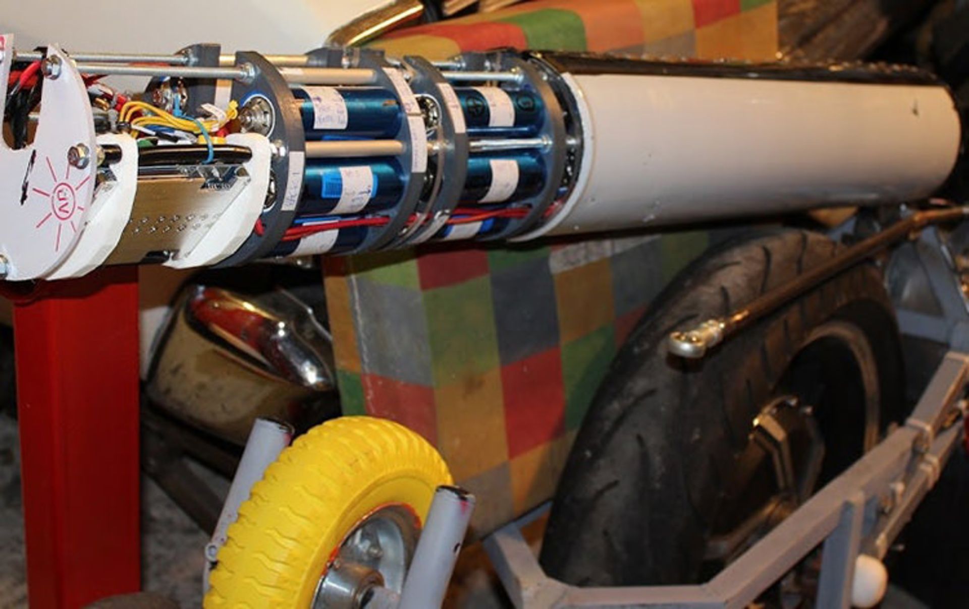 electric unicycle / موتورسیکلت برقی تک‌چرخ یونی‌سایکل