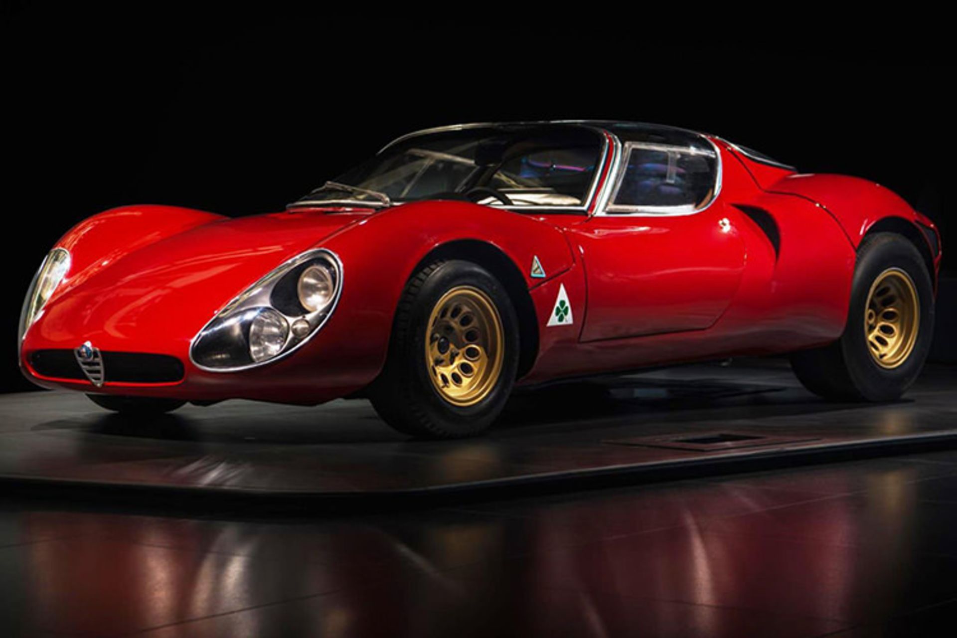 Alfa Romeo 33 Stradale / آلفارومئو