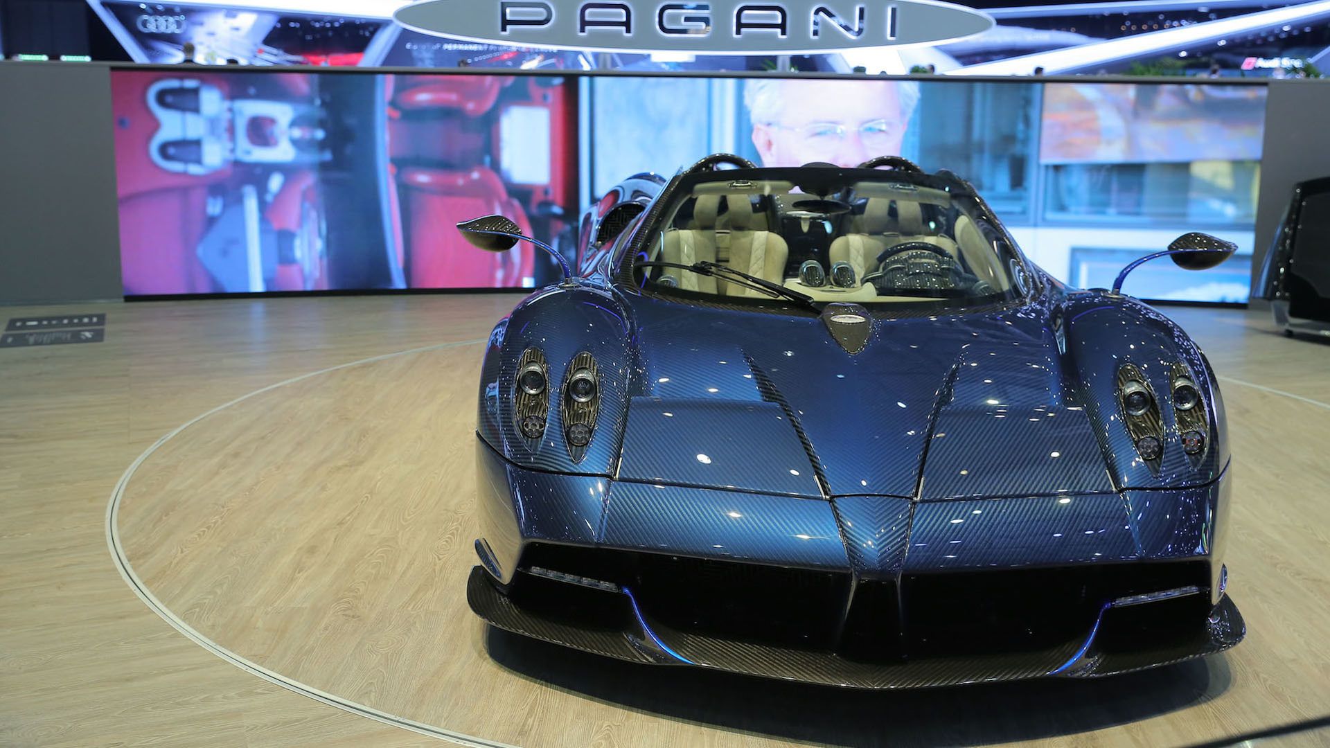 Pagani Huayra Roadster hypercar / ابرخودروی پاگانی هوایرا رودستر