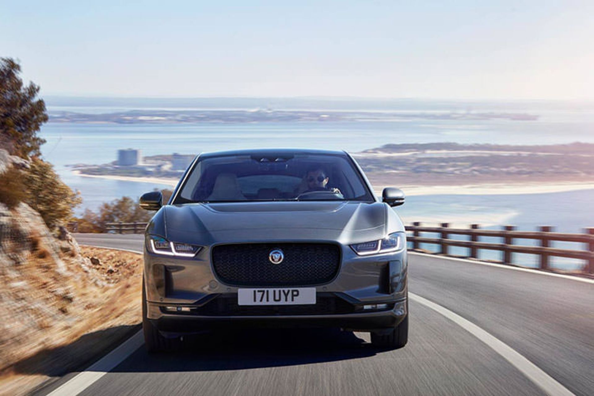 2019 Jaguar I-Pace / شاسی‌بلند جگوار I-Pace مدل 2019