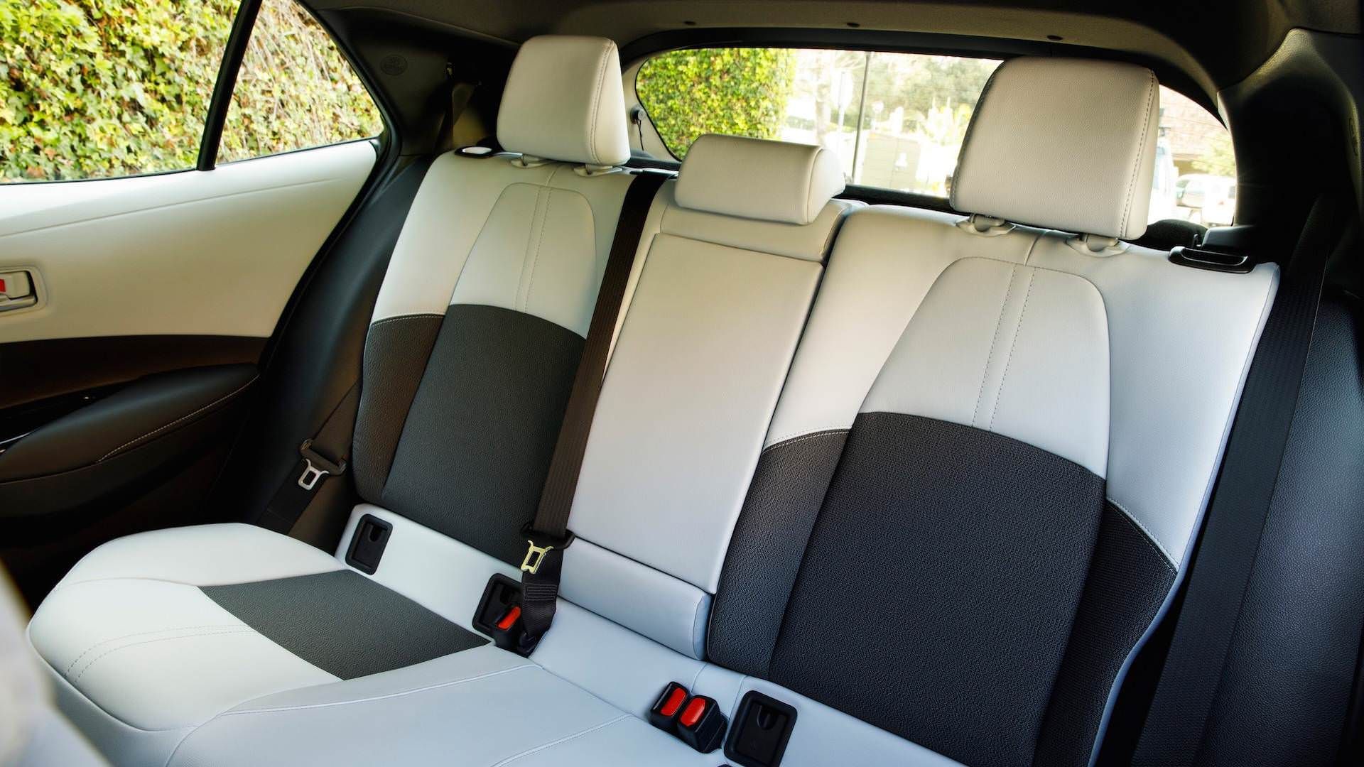 Toyota Corolla Hatchback / تویوتا کورولا هاچبک