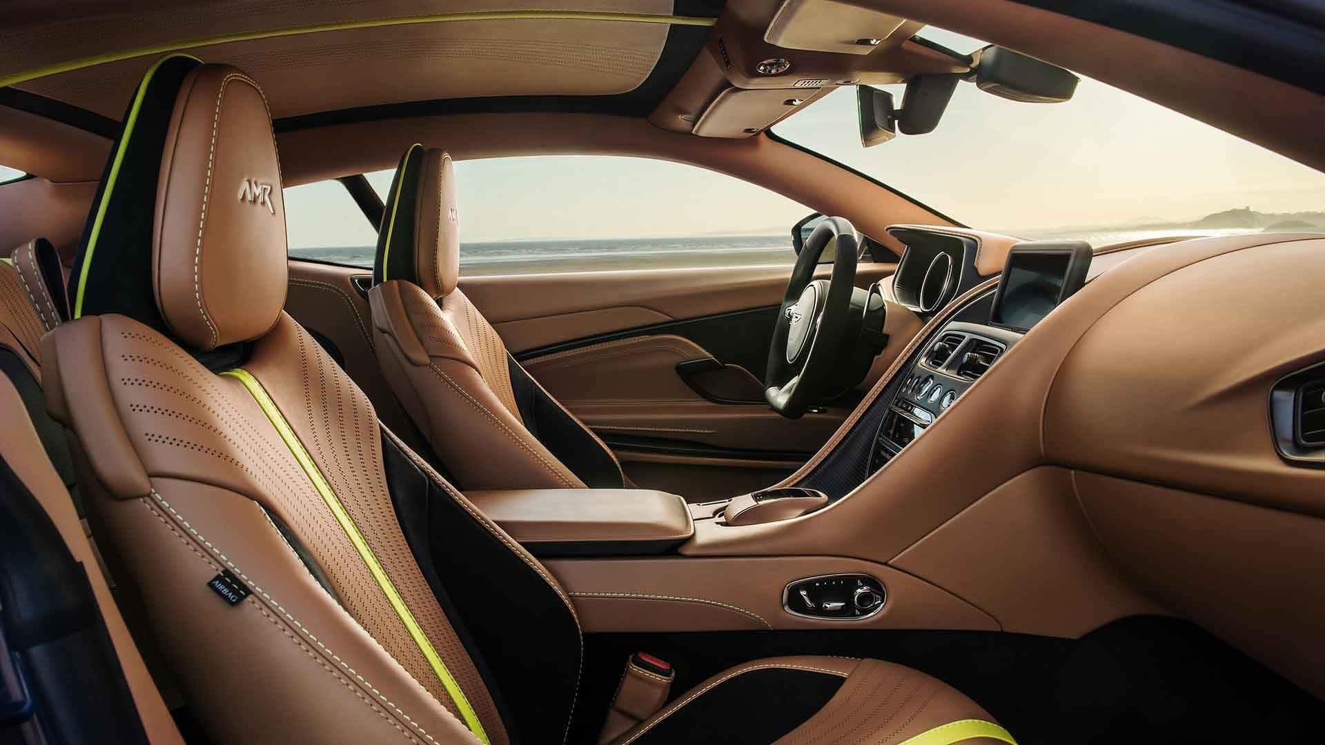 استون مارتین / Aston Martin DB11 AMR