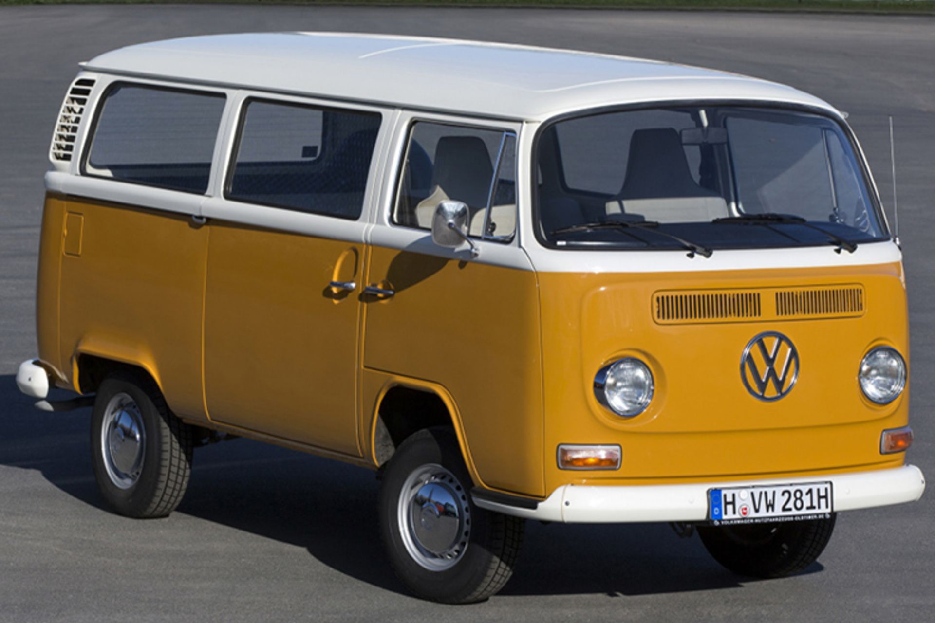 van Volkswagen Caravelle T2 type 2