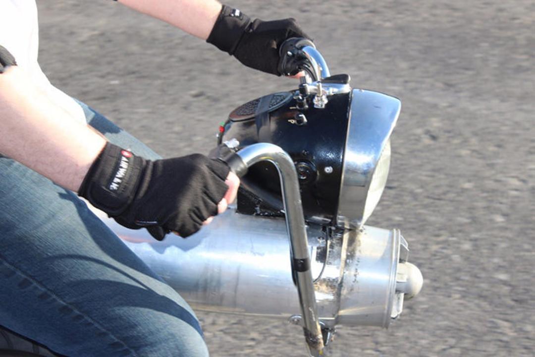 electric unicycle / موتورسیکلت برقی تک‌چرخ یونی‌سایکل