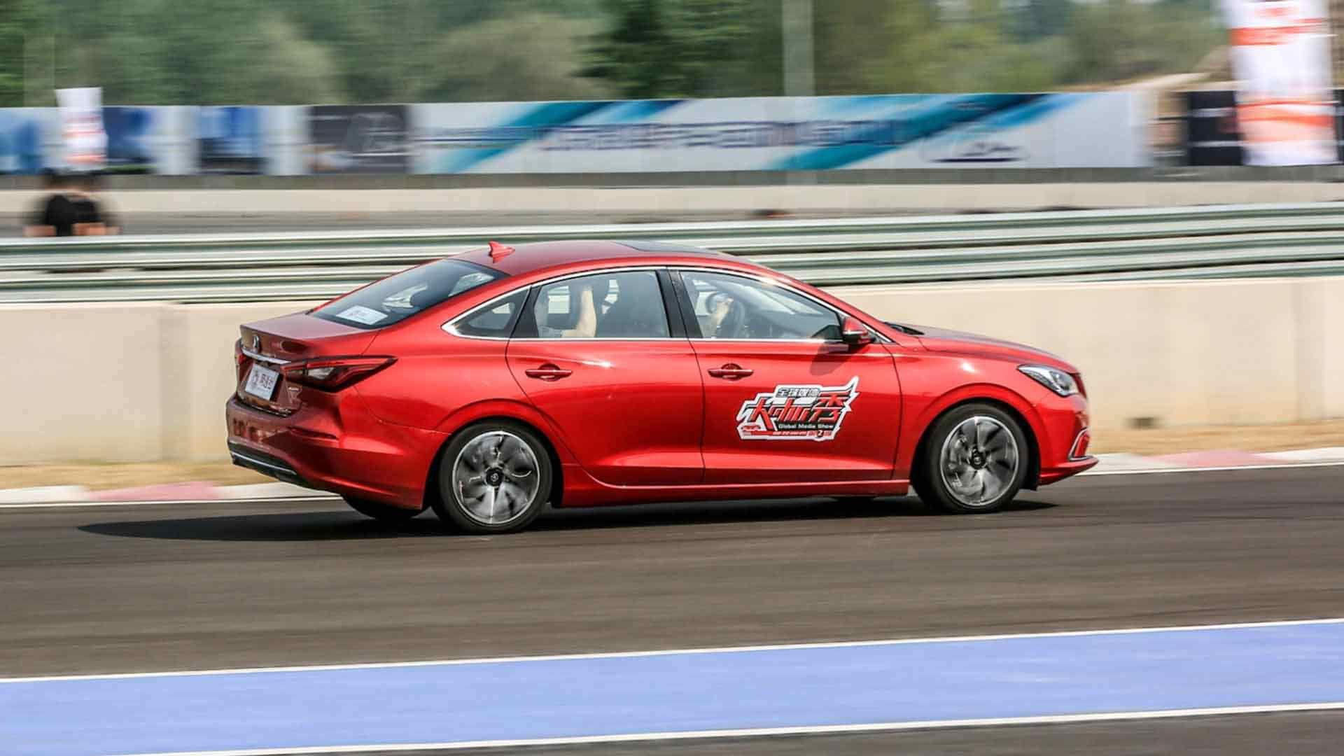 چانگان / Changan EADO