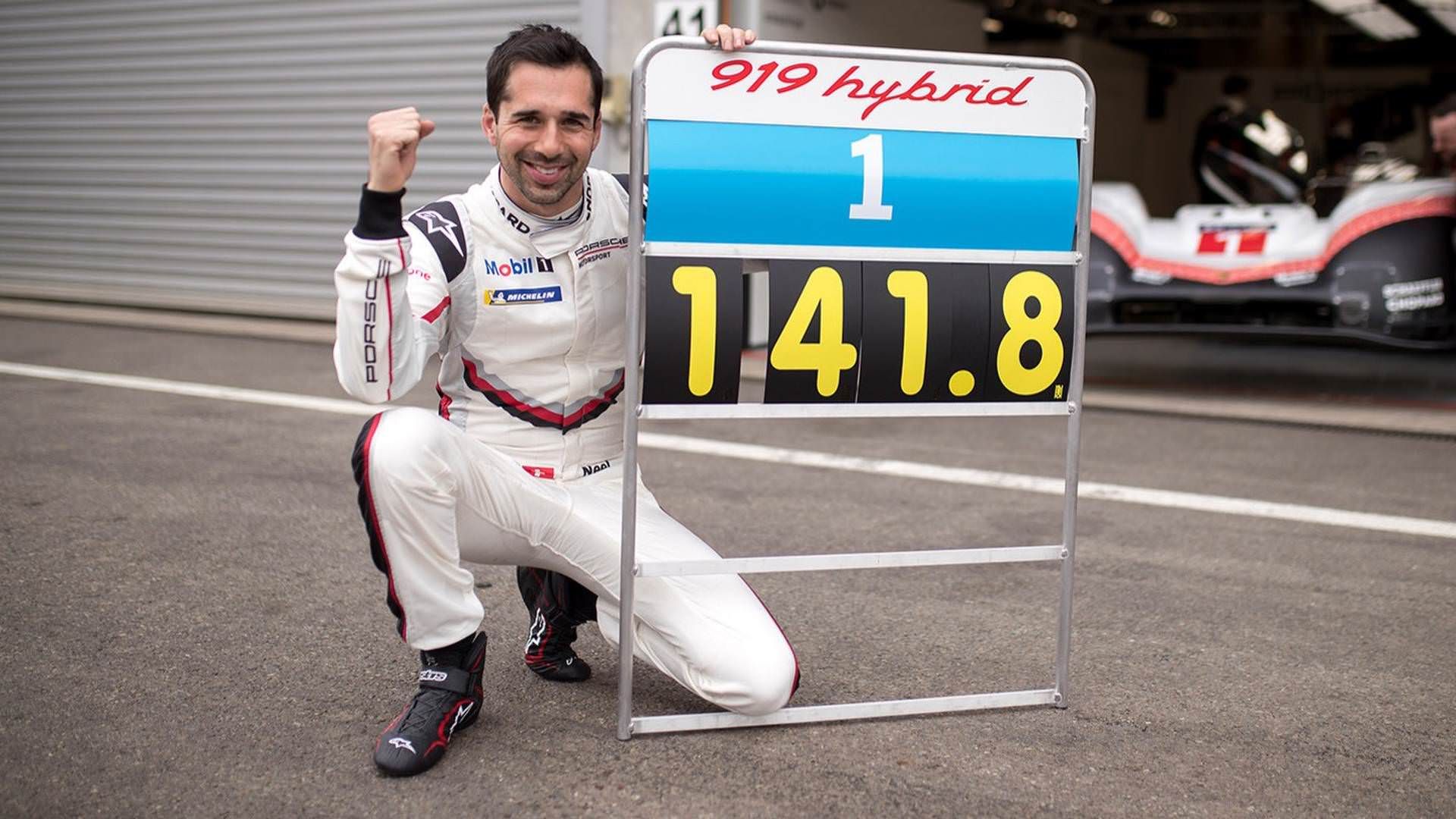 porsche 919 hybrid evo porsche 956 / پورشه 919 هیبرید اوو پورشه 956