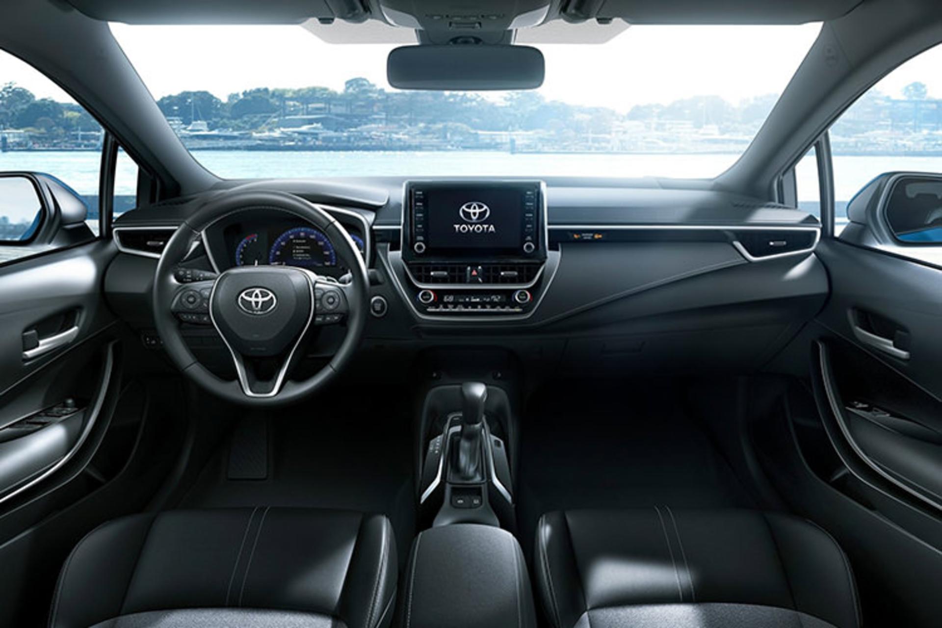 Toyota Corolla Hatchback / تویوتا کورولا هاچبک