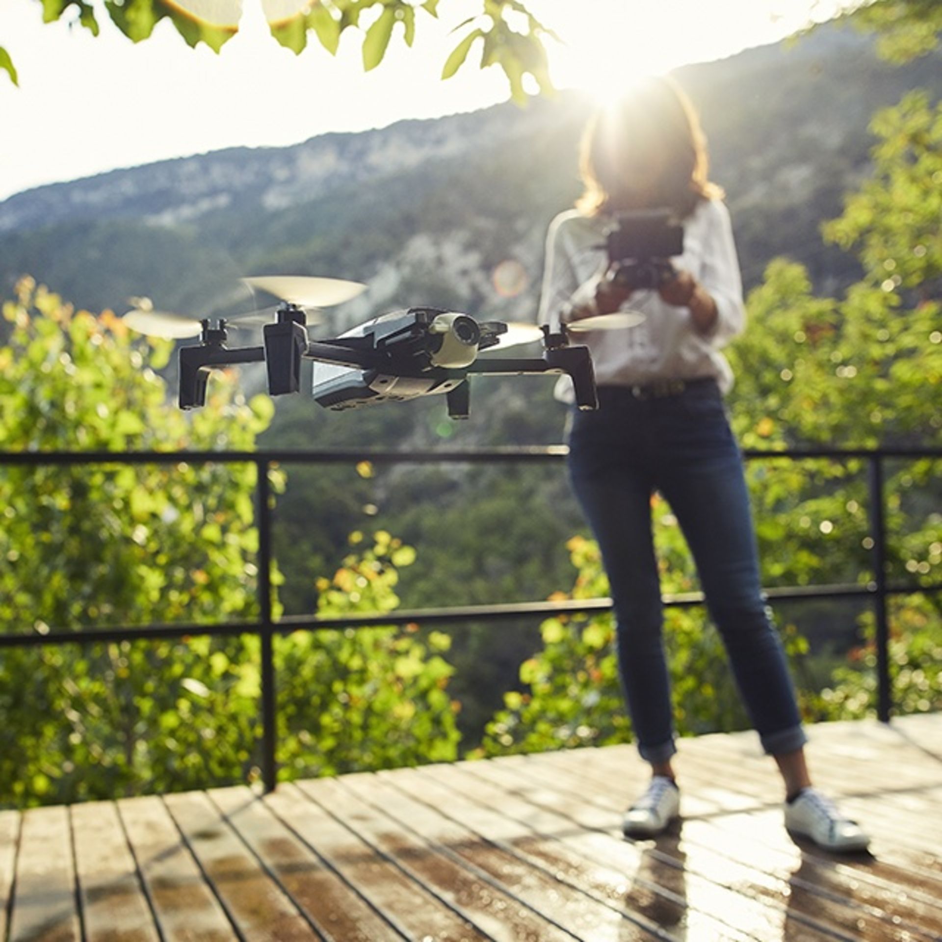 Parrot Anafi / پروت عنافی