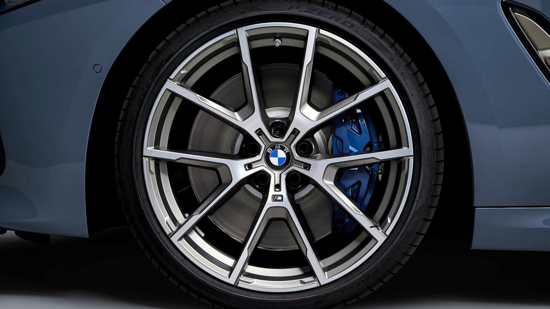 2019 BMW 8 Series coupe / بی‌ام‌و سری 8 مدل 2019